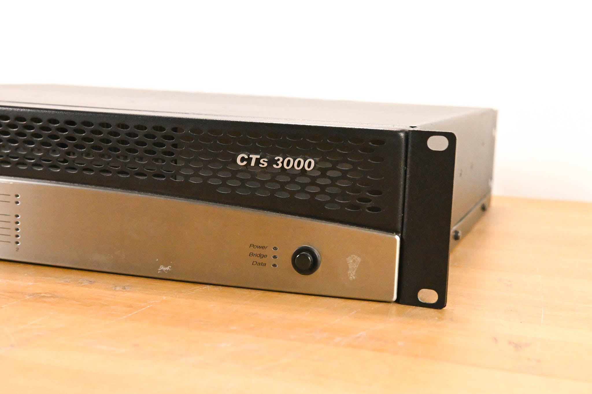 Crown CTs 3000 Two-Channel 1500W Power Amplifier