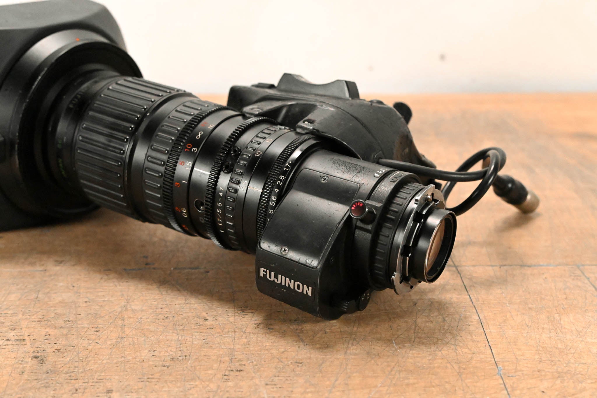 Fujinon A8.5x5.5BEVM-28B 20x Zoom 2/3" ENG Broadcast Lens