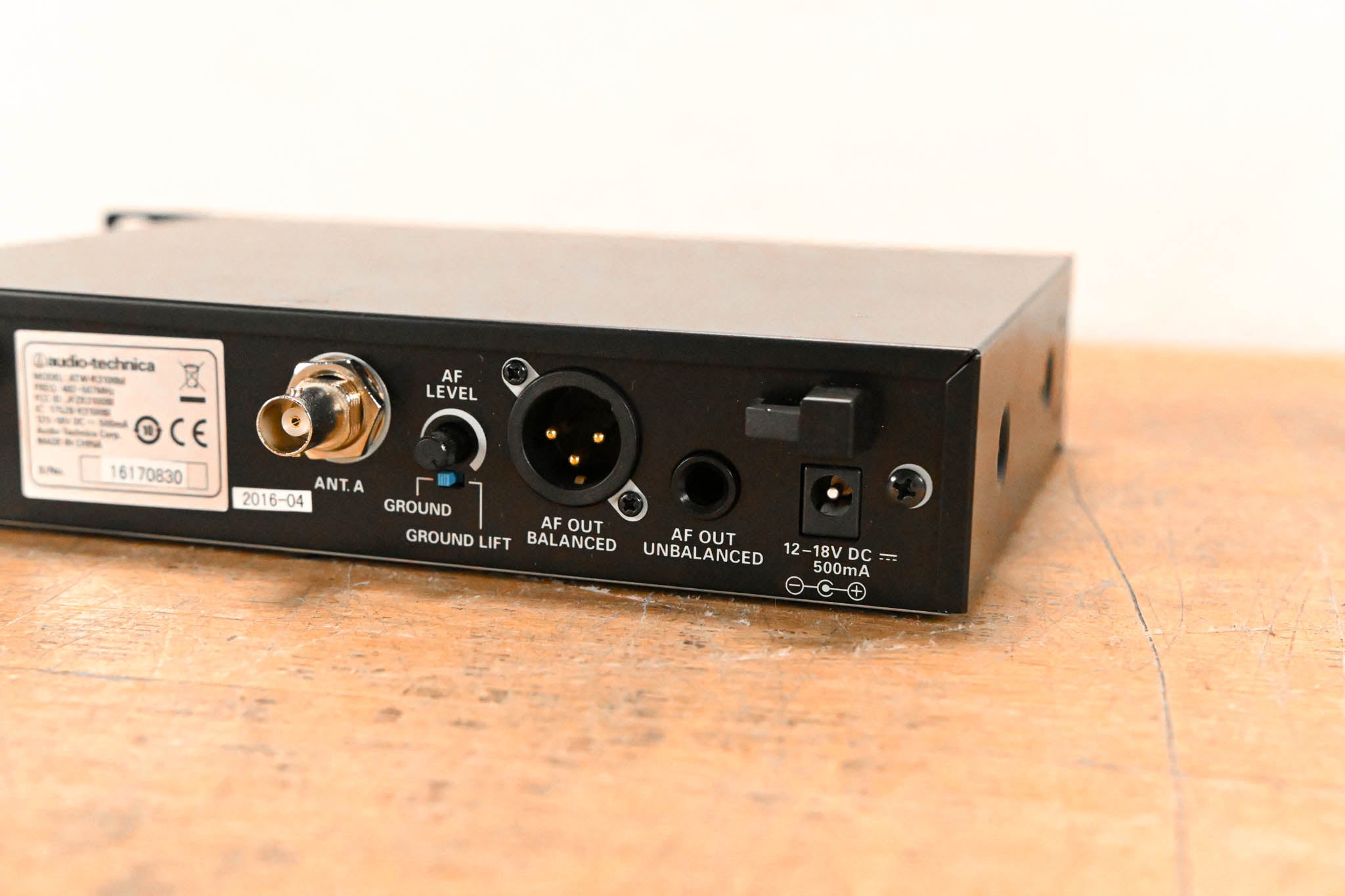 Audio-Technica ATW-R3100bl Receiver w/ Bodypack - 482-507 MHz (NO PSU)