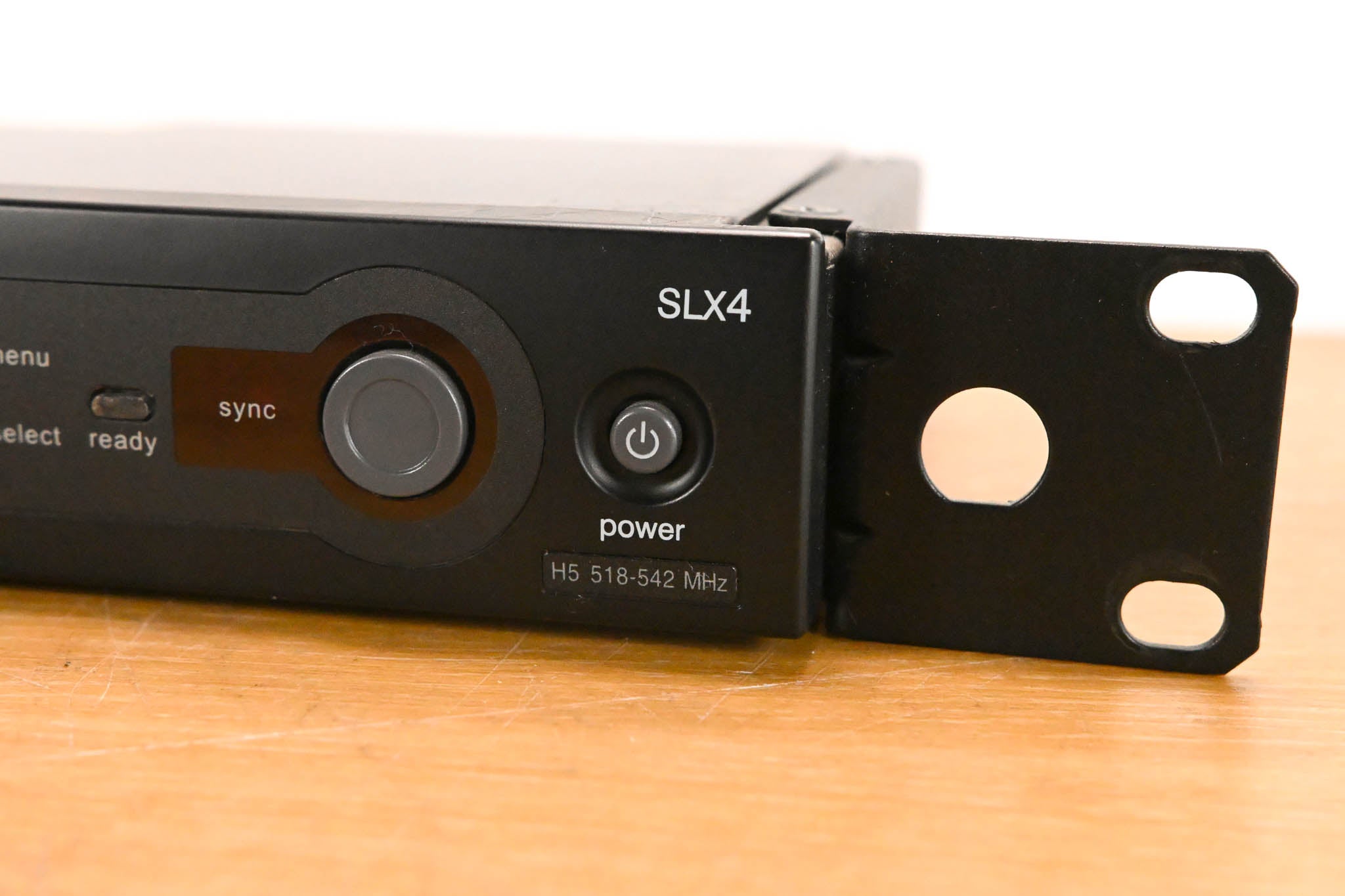 Shure SLX4 Wireless Receiver - H5 Band: 518-542 MHz (NO POWER SUPPLY)