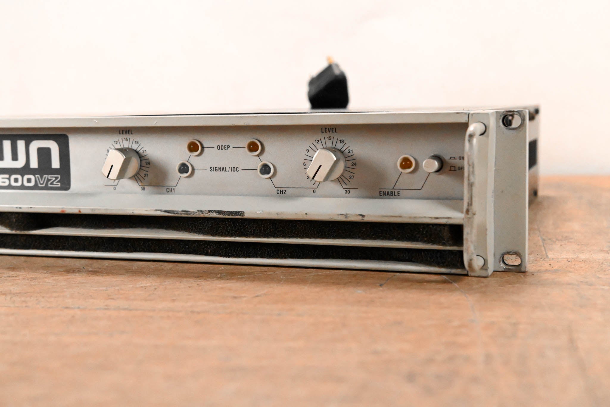 Crown Macro-Tech 3600VZ 2-Channel Power Amplifier