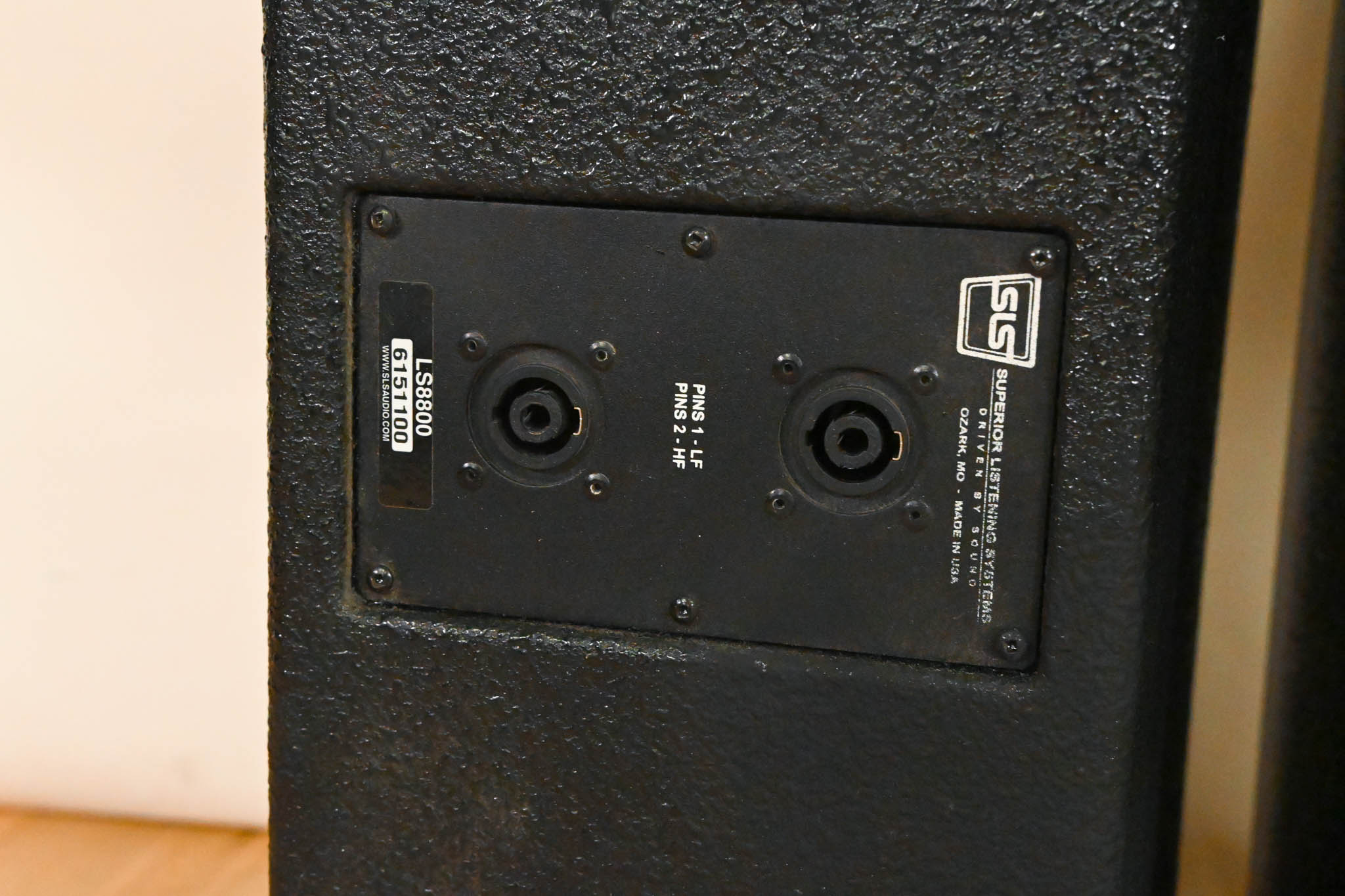 SLS LS8800 Full-Range Line Array Module (PAIR)