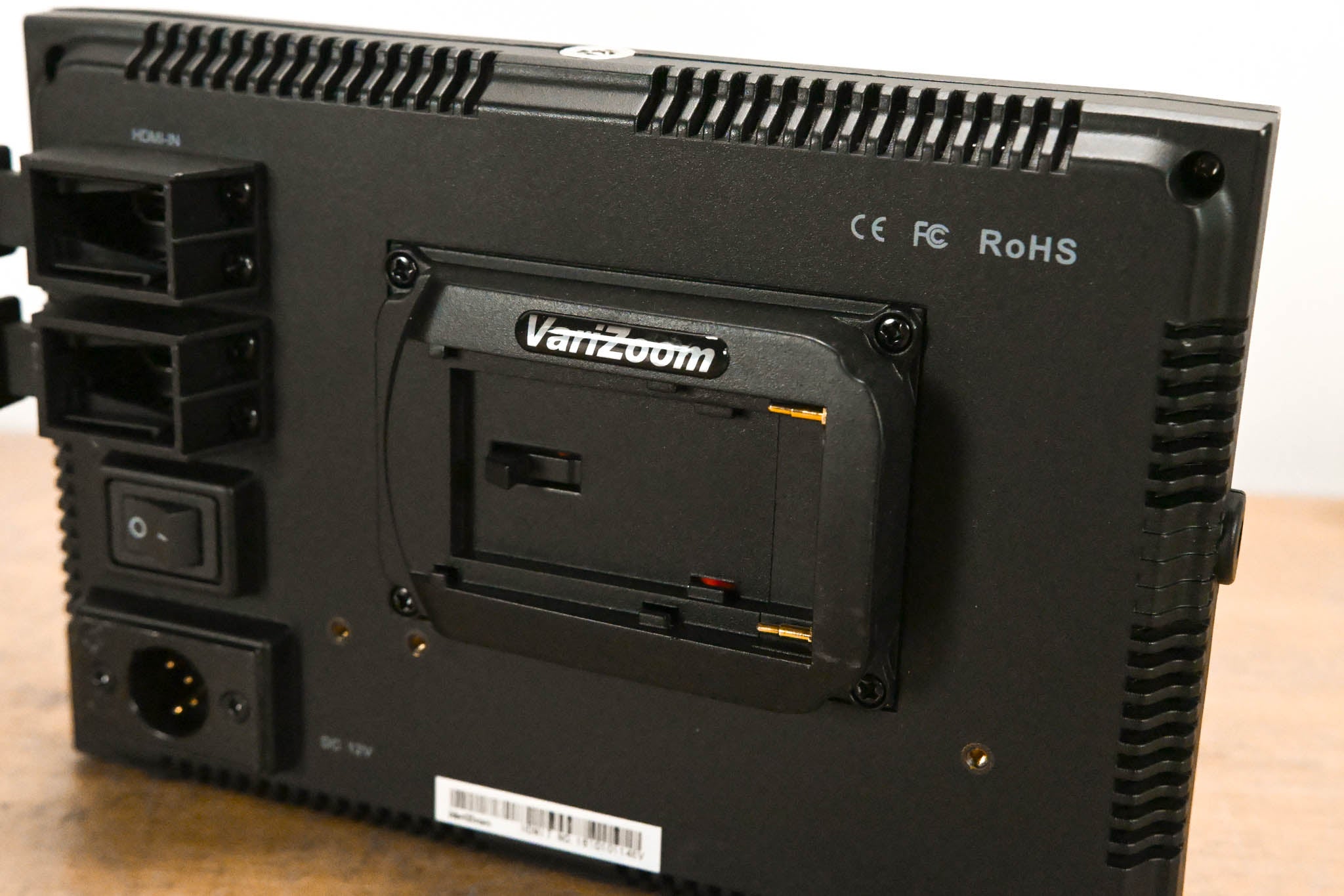 VariZoom VZ-M7 7" HDMI LCD Monitor (NO POWER SUPPLY)