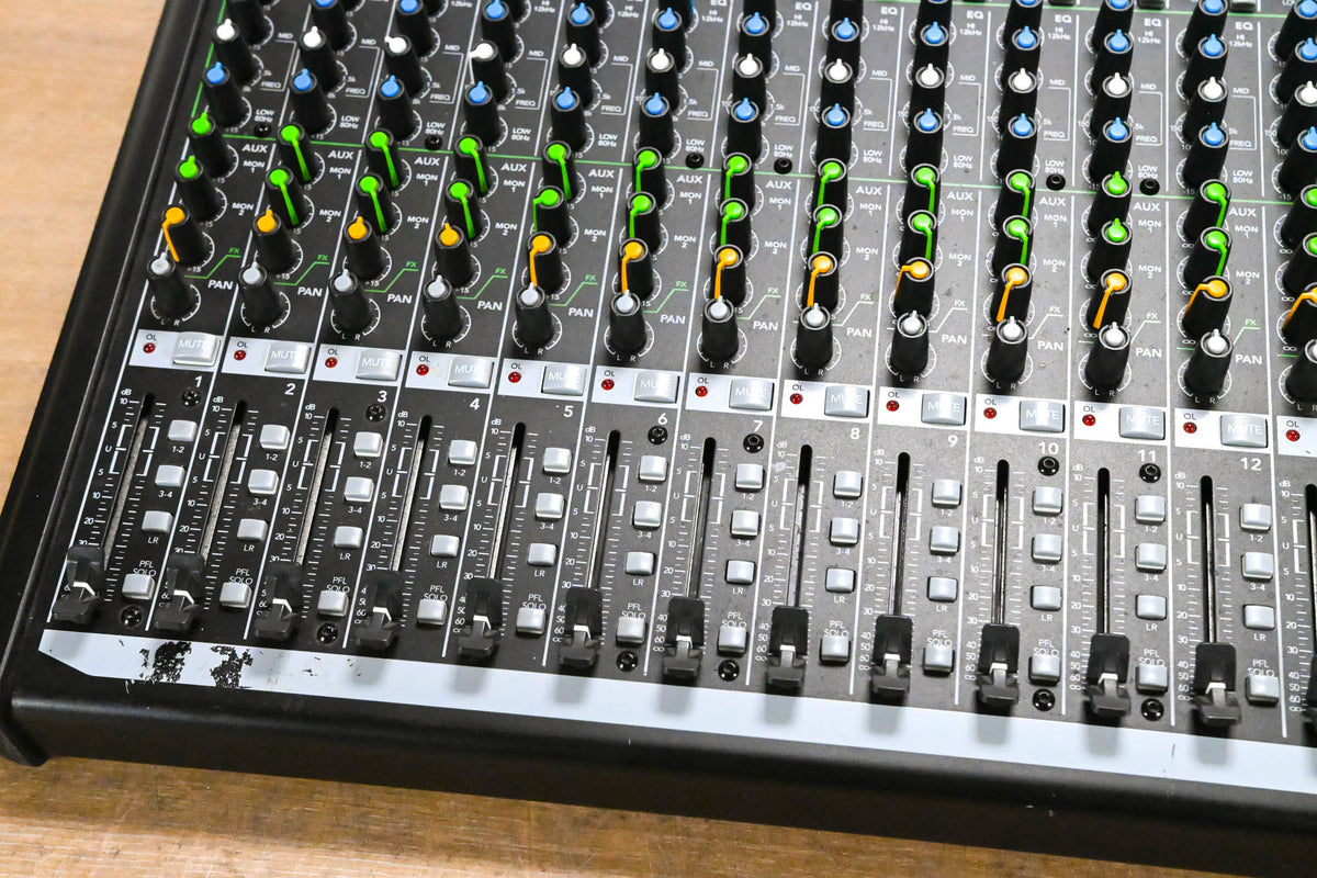 Mackie ProFX22v2 22-Channel Audio Mixer with USB and Effects