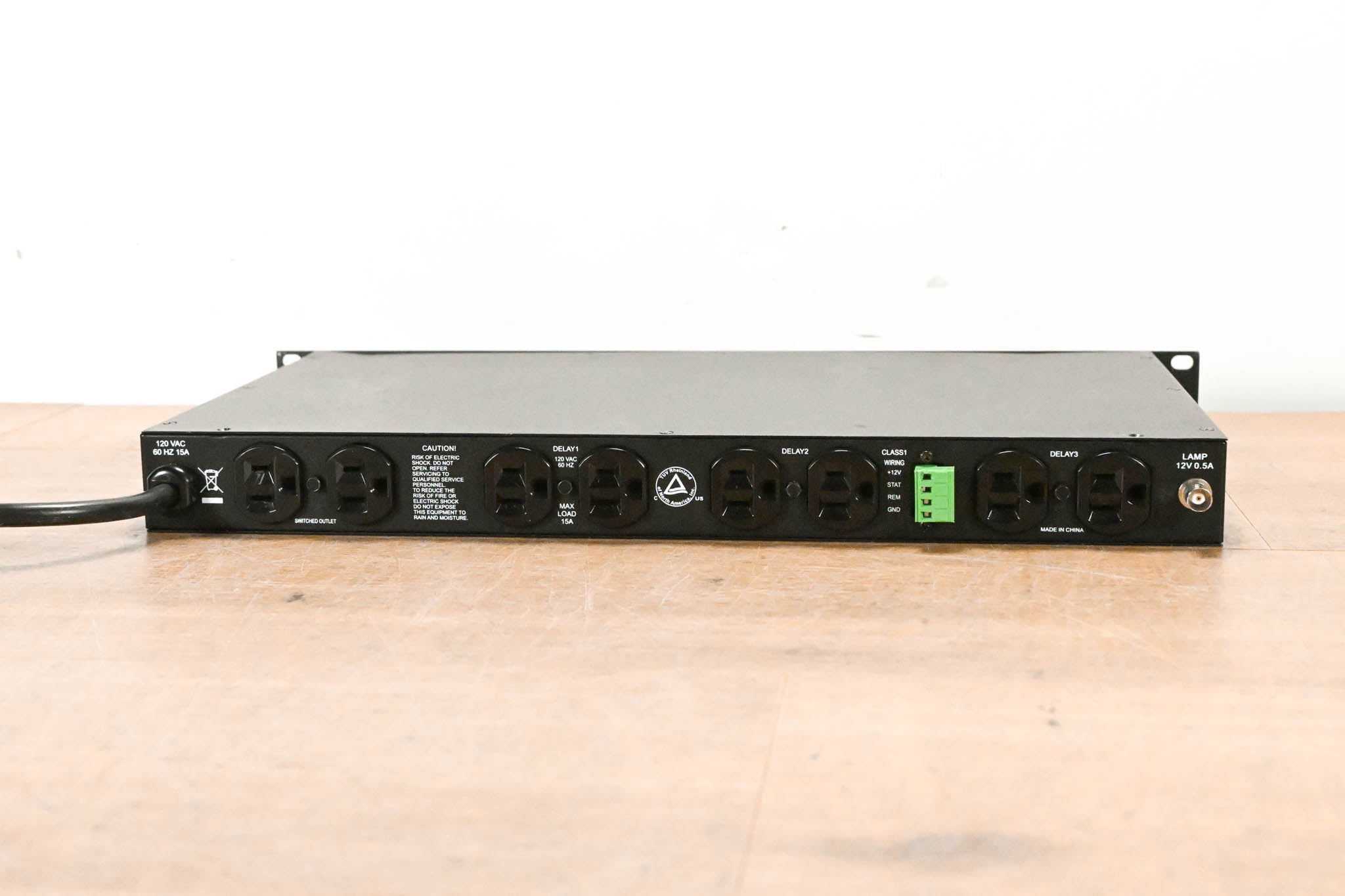Furman PS-8R Series II 8-outlet Power Conditioner and Sequencer