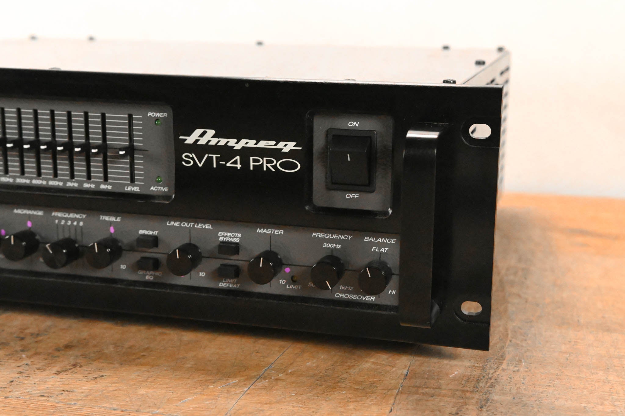 Ampeg SVT-4 PRO 1200W Bass Guitar Tube Amplifier Head