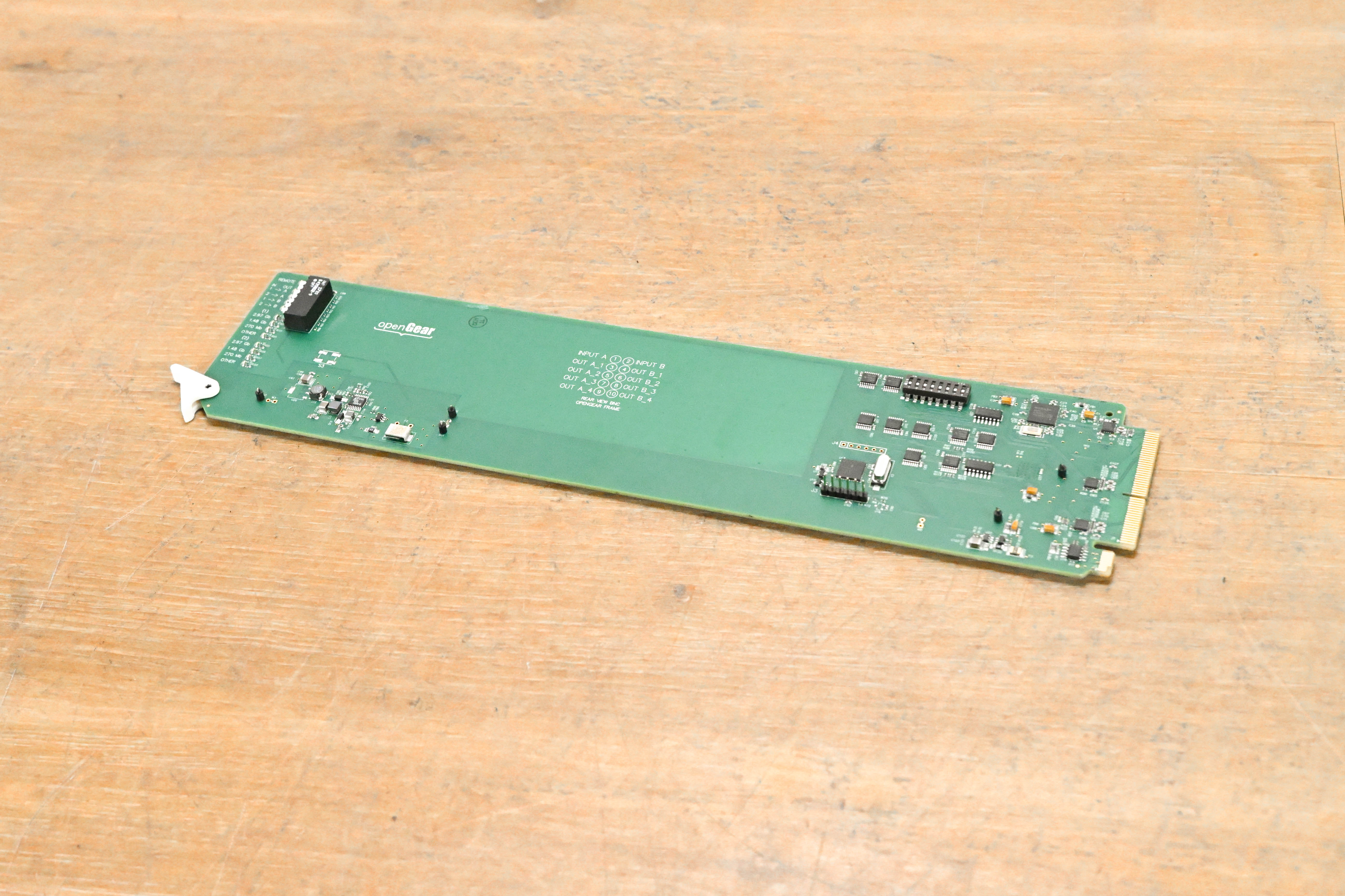 Cobalt 9003 3G/HD/SD Reclocking Distribution Amplifier