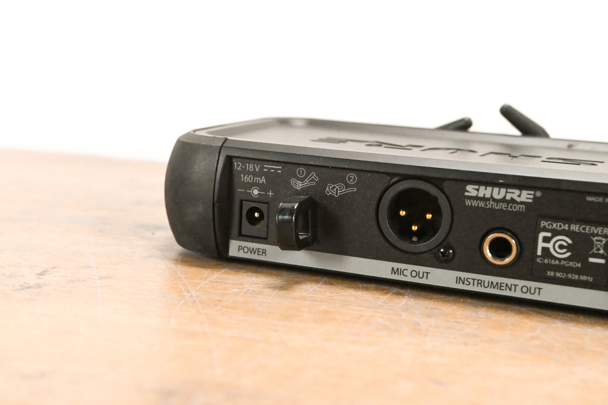 Shure PGXD24/PG58-X8 Digital Wireless Handheld System - X8 Band (NO PSU)