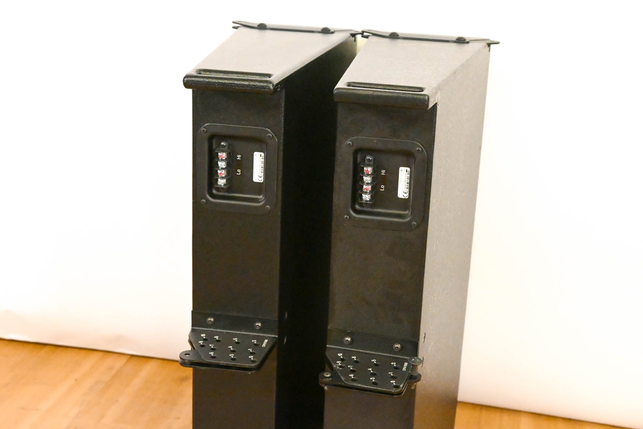 SLS CPA7600 Compact 3-Way Line Array Speaker (PAIR)