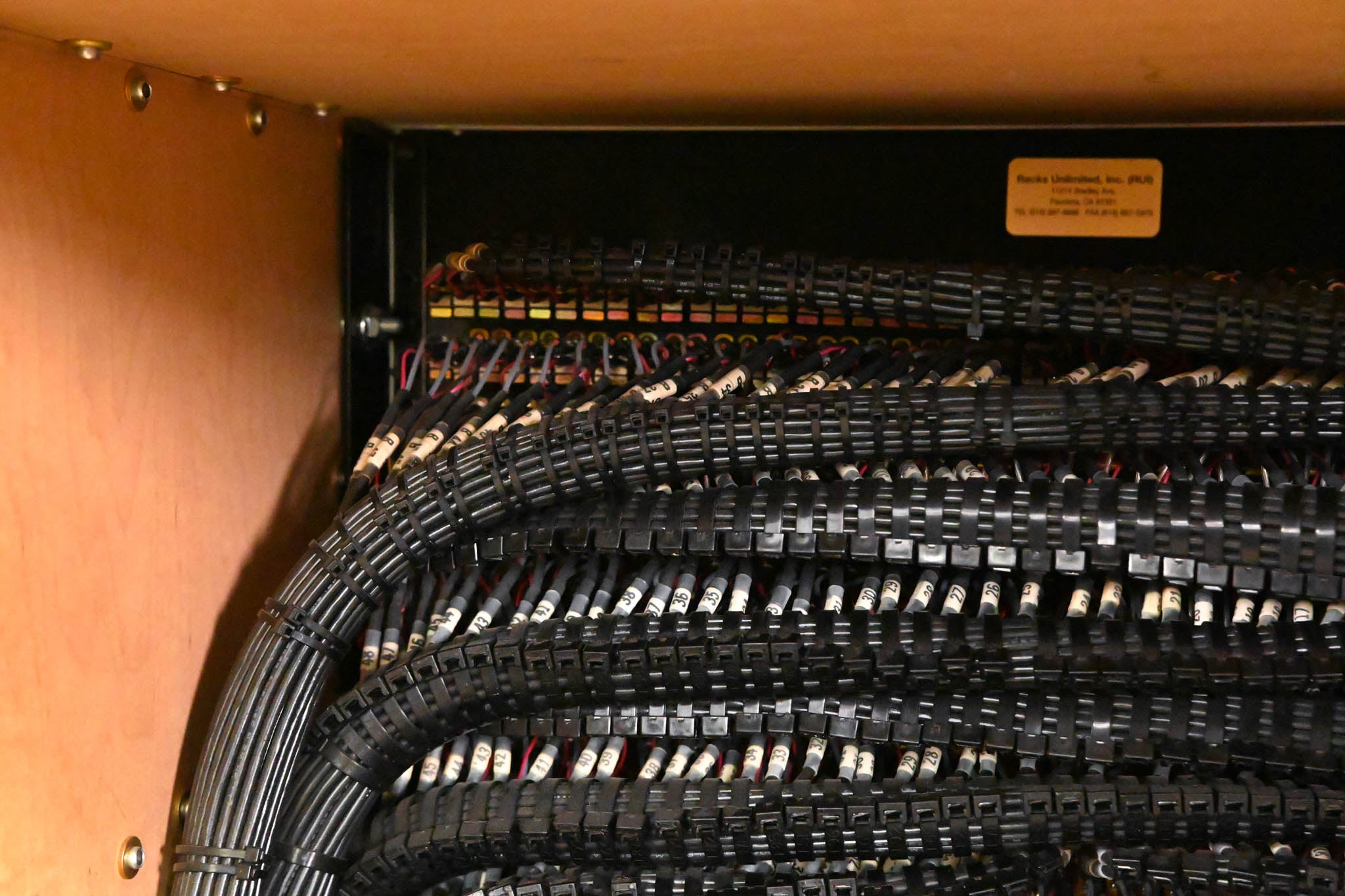 ADC 5x 96-Point TT Patchbay Rack w/ Elco I/O – 16U Rolling Case