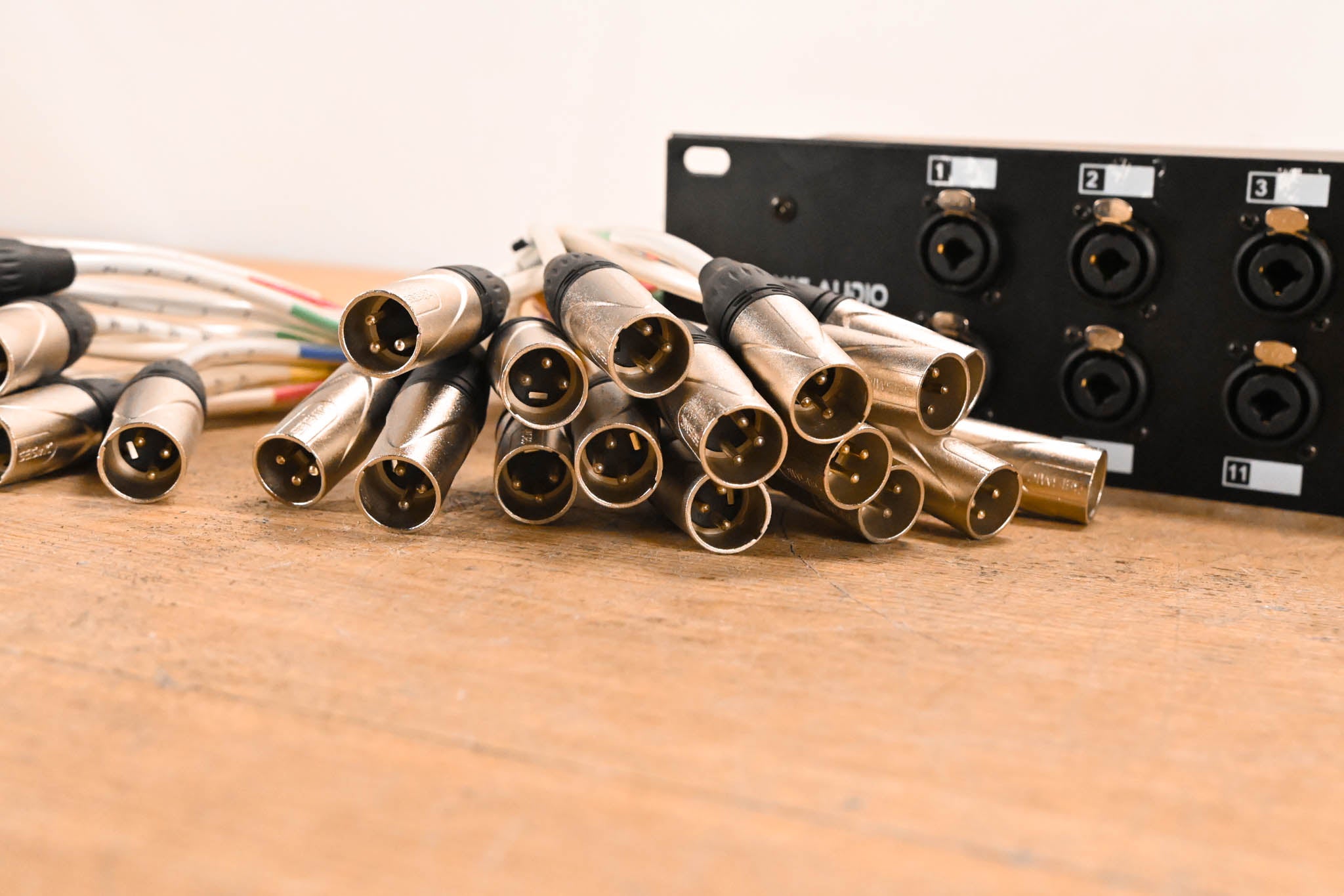 Seismic Audio SARMSS-16X1515 - 16-CH XLR TRS Combo Splitter Snake Cable