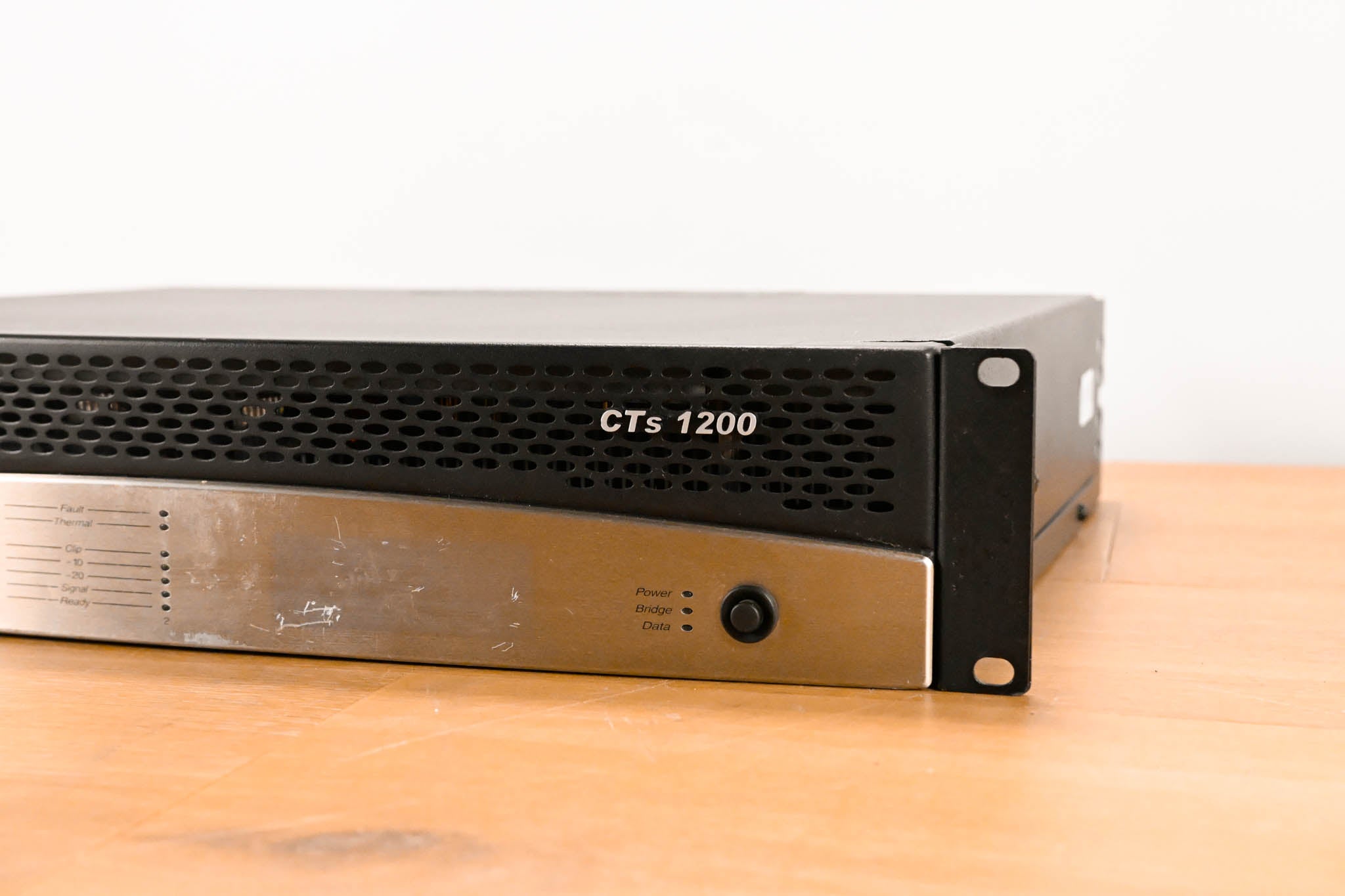 Crown CTs 1200 Two-Channel 600W Power Amplifier