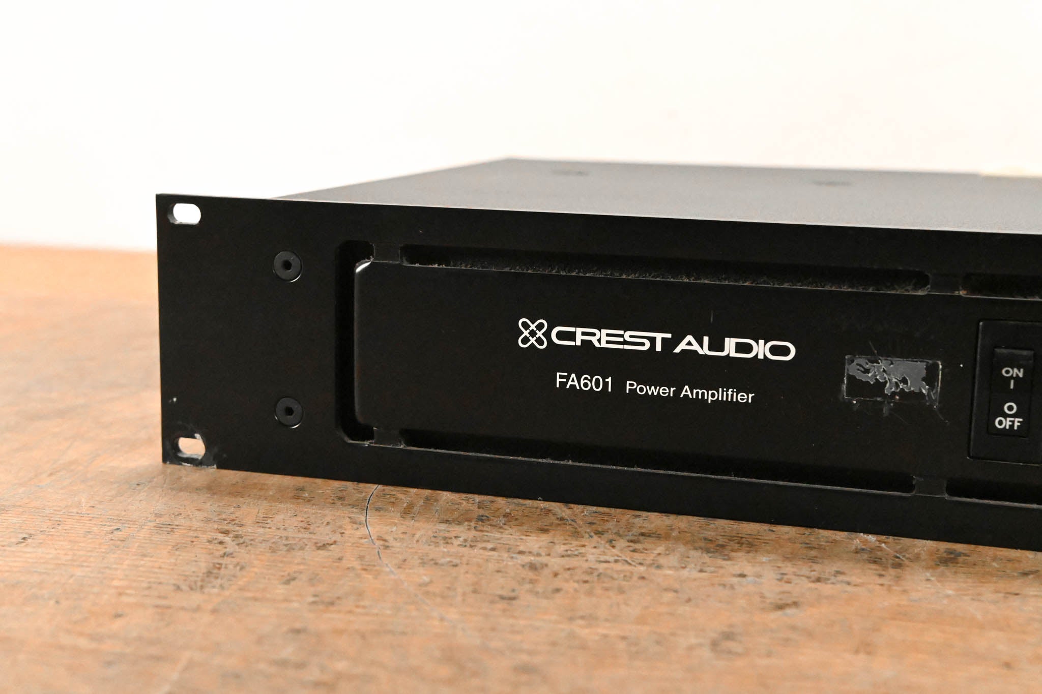 Crest Audio FA601 Stereo Power Amplifier