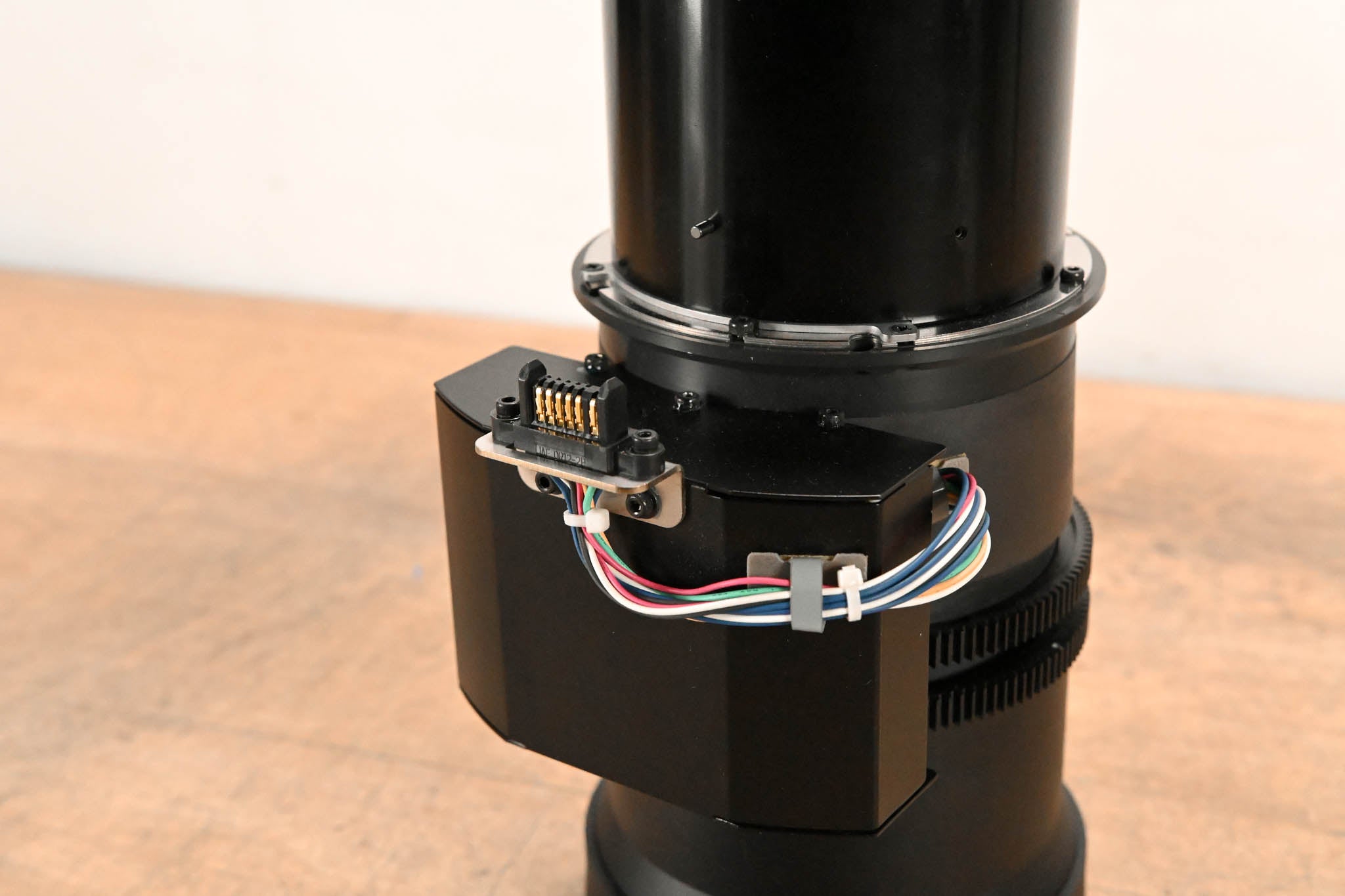 Digital Projection 105-611A SXGA+ 2-2.8:1 1080p 1.87-2.56.1 Zoom Lens