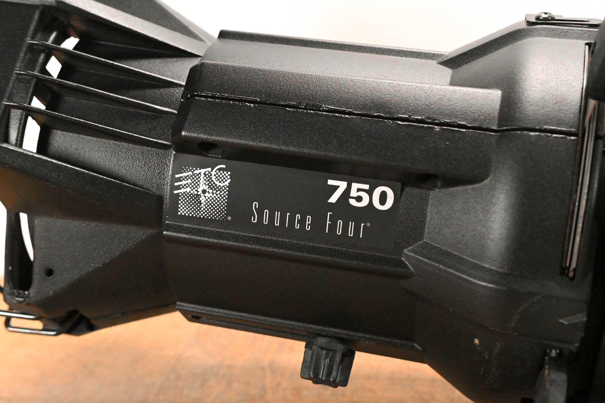 ETC Source Four 750 26 Degree Leko with Source 4WRD II LED Light Engine