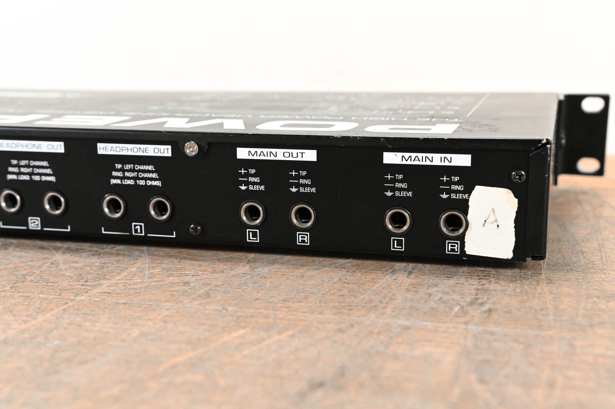 Behringer HA4000 Powerplay 4-Channel Stereo Headphone Amplifier