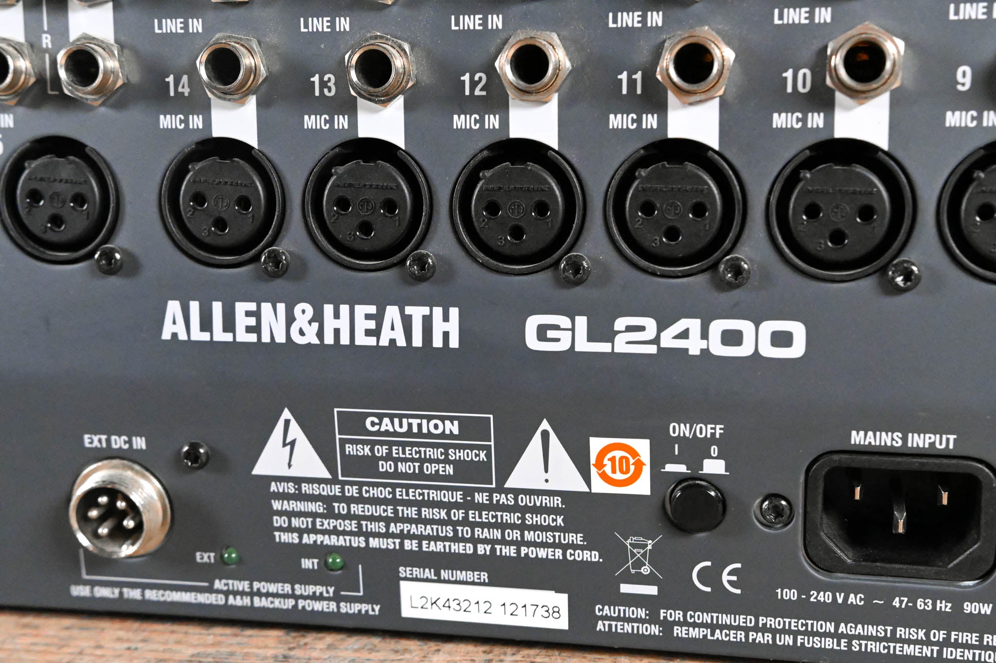 Allen & Heath GL2400 32-Channel Analog Mixing Console