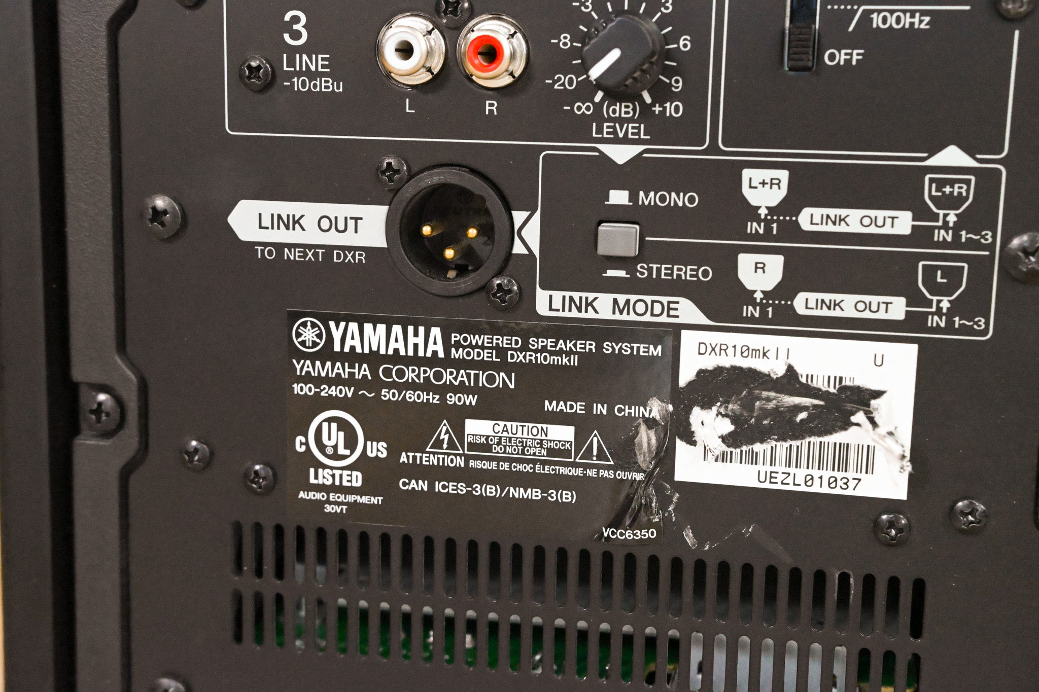 Yamaha DXR10mkII 10" 1,100W Powered PA Speaker