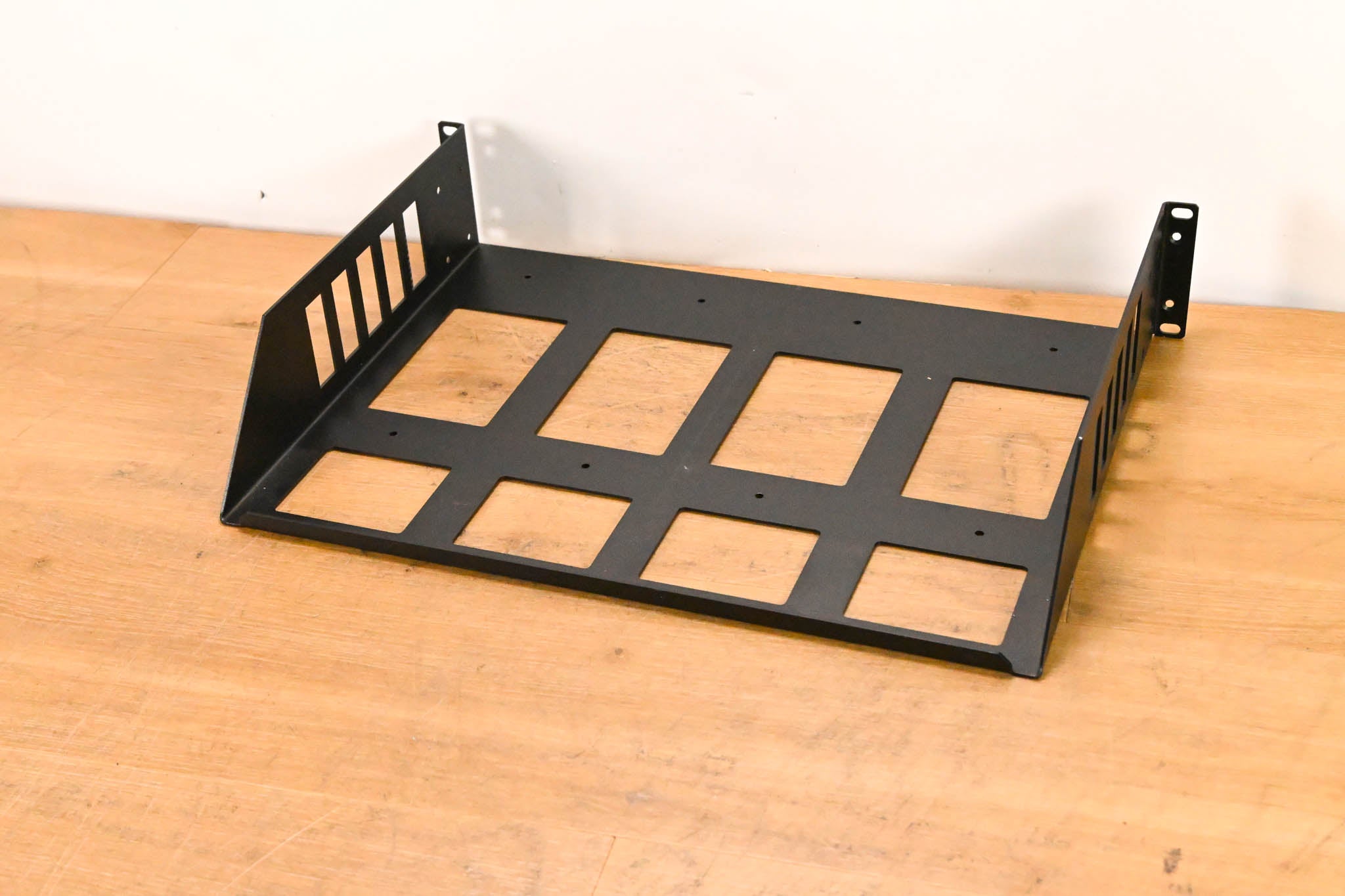 Waves Rack Shelf For Half-Rack Sound Grid Servers
