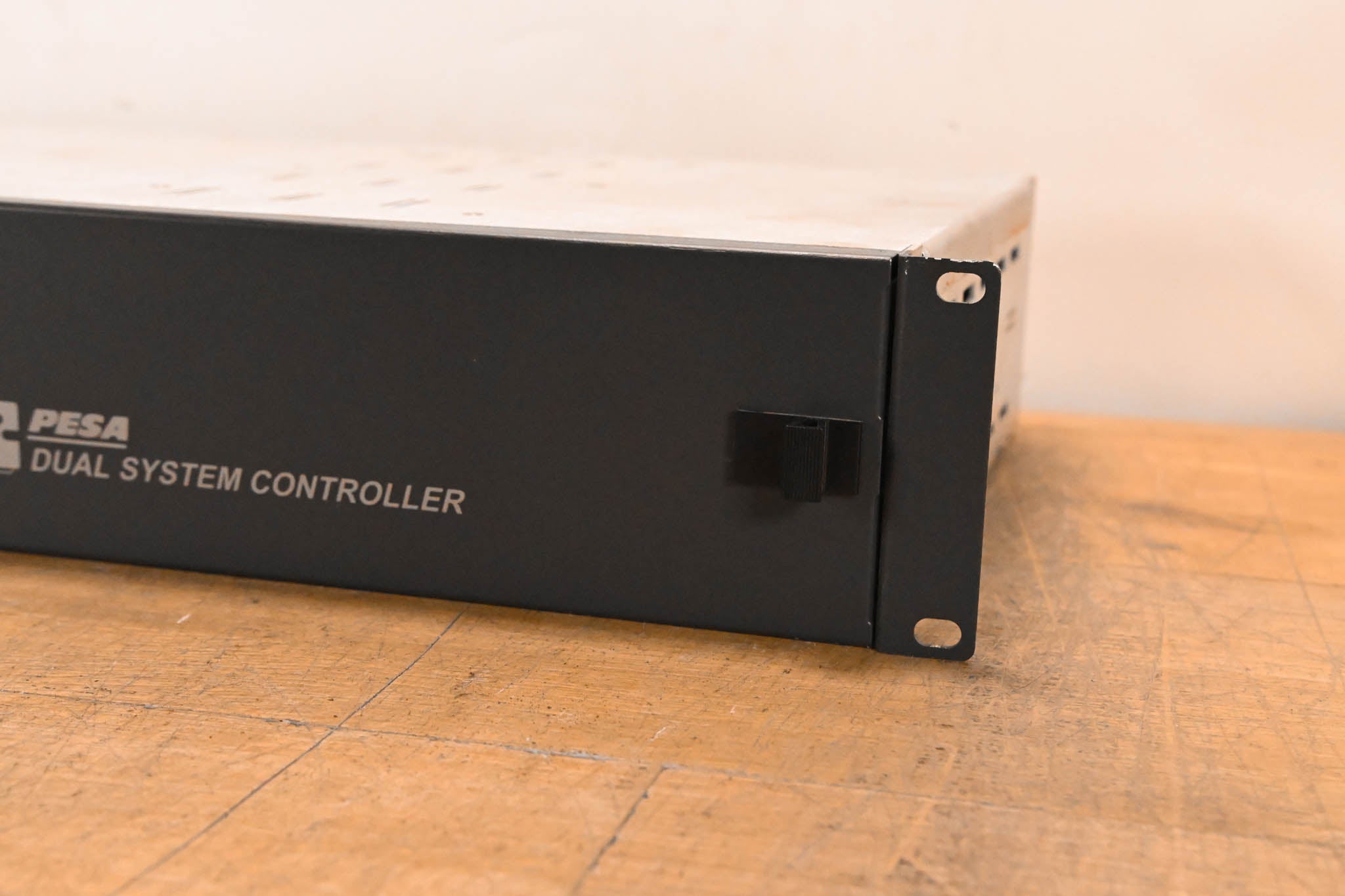 Pesa Mainframe Dual 3500 Dual System Controller w/ Cards