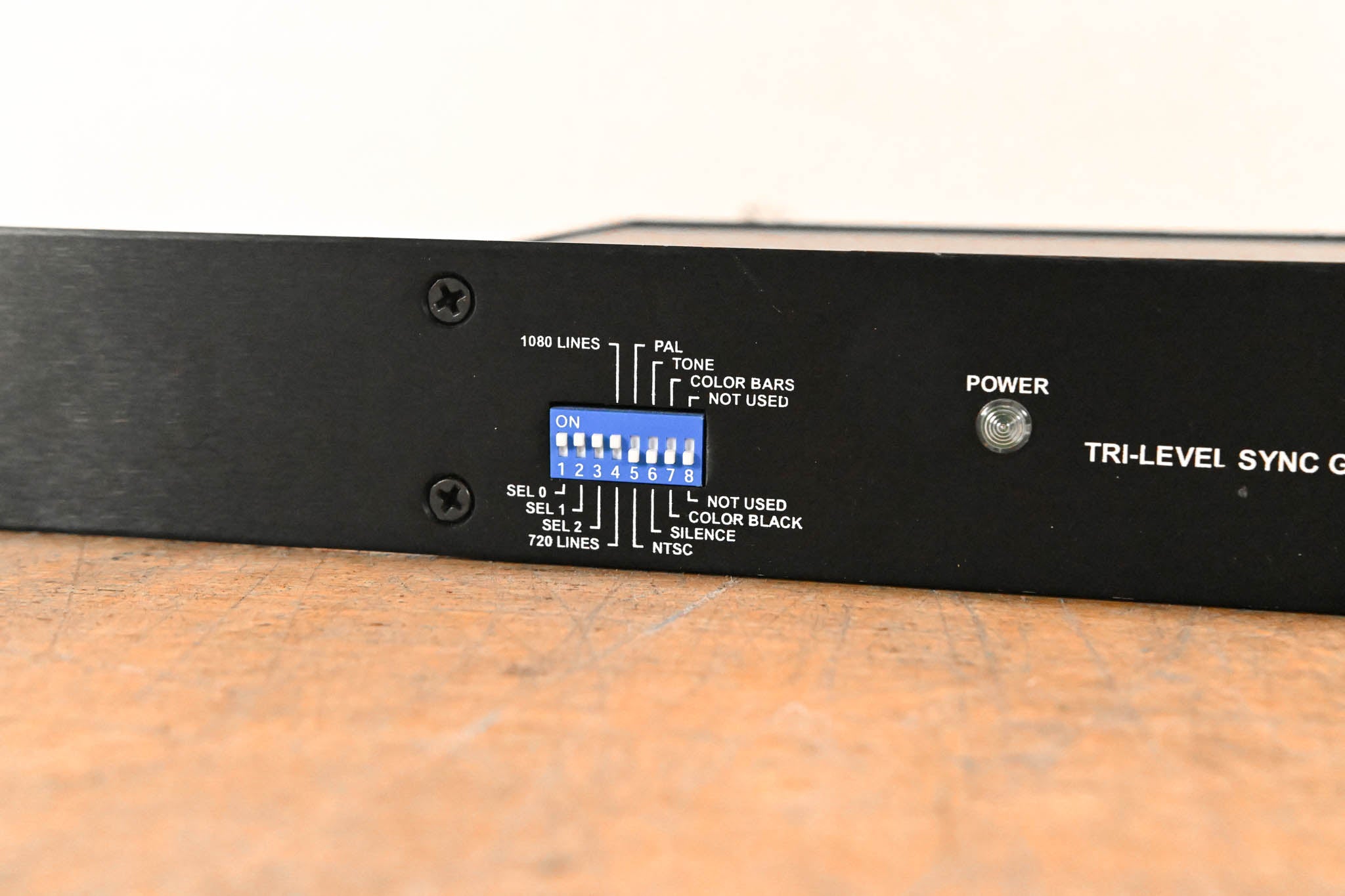 ESE DV-319 HD & SD Sync Generator