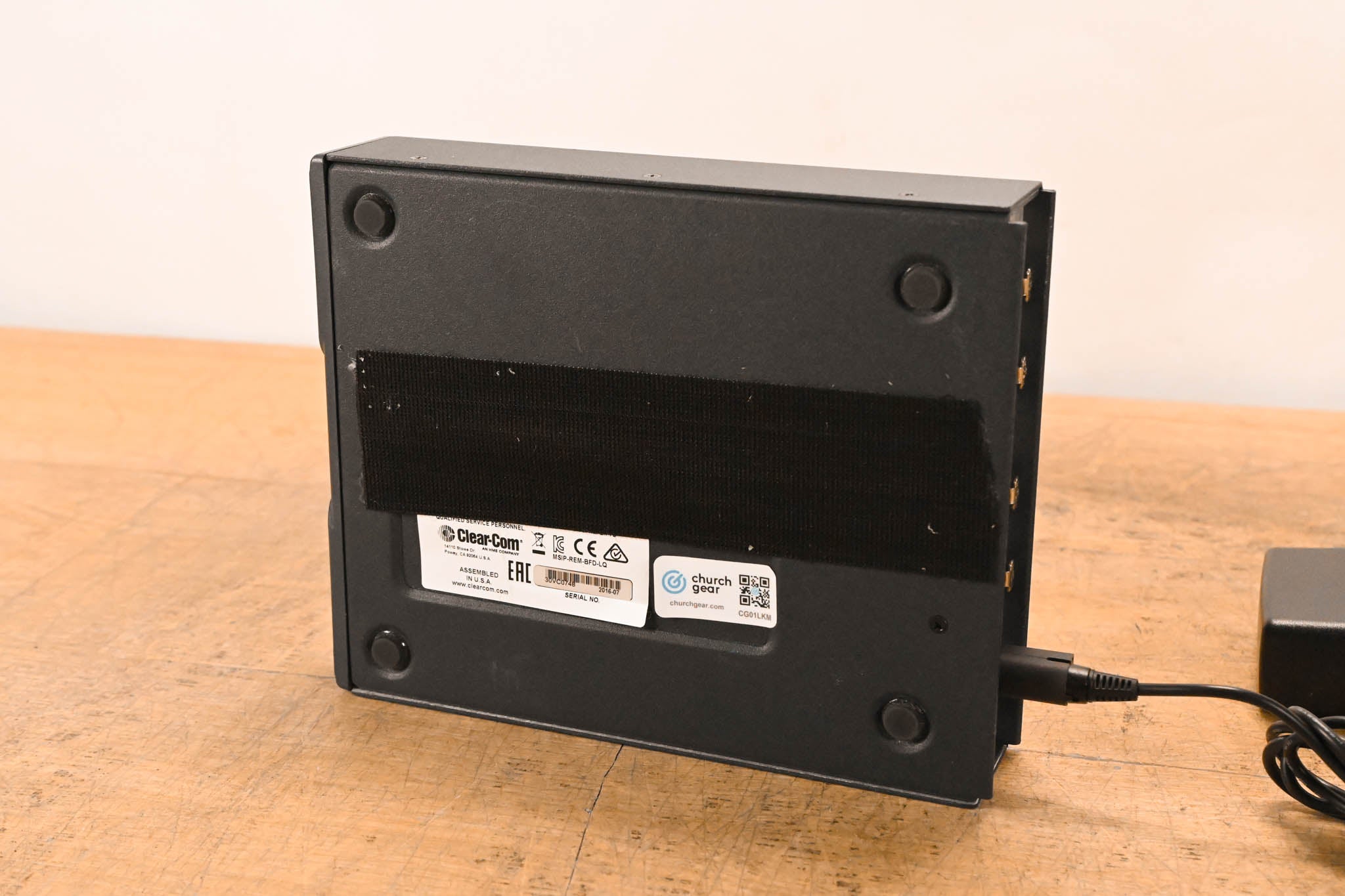 Clear-Com LQ-2W2 Compact 2-Port Partyline IP Interface