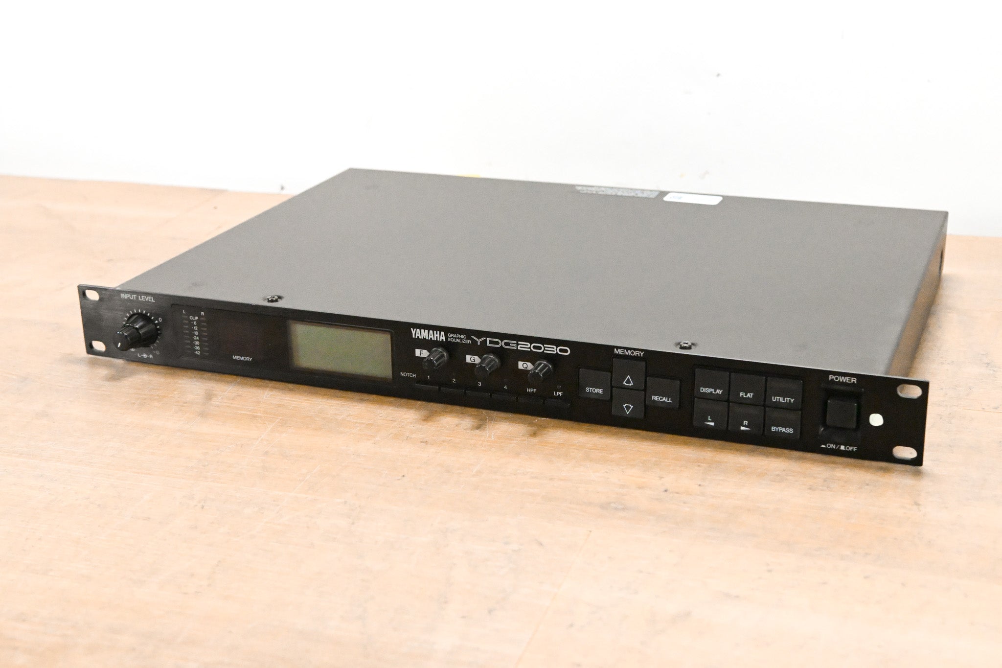 Yamaha YDG2030 Digital Graphic Equalizer CG012CV