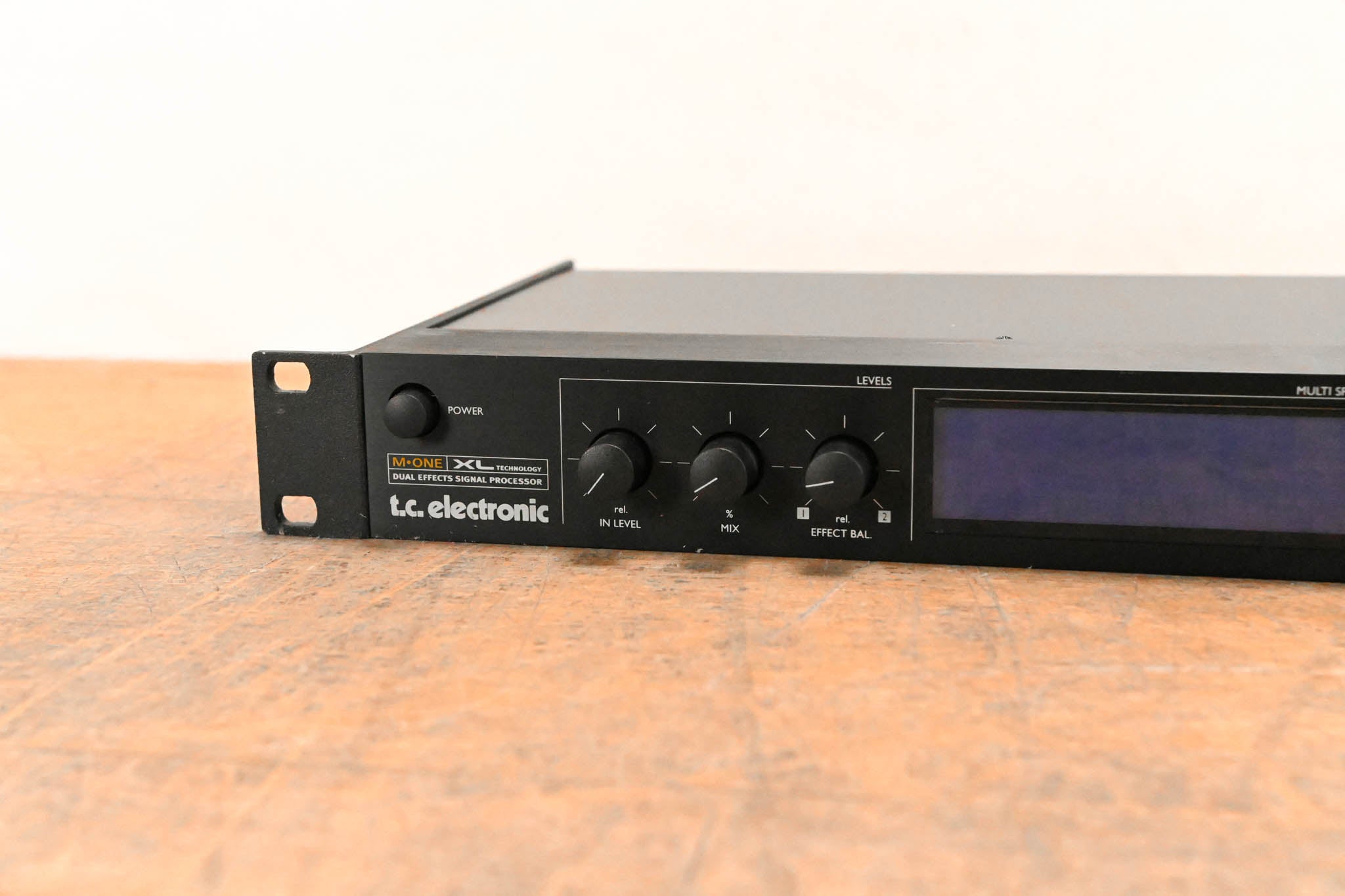 TC Electronic M-ONE XL Dual-Engine Effects Processor