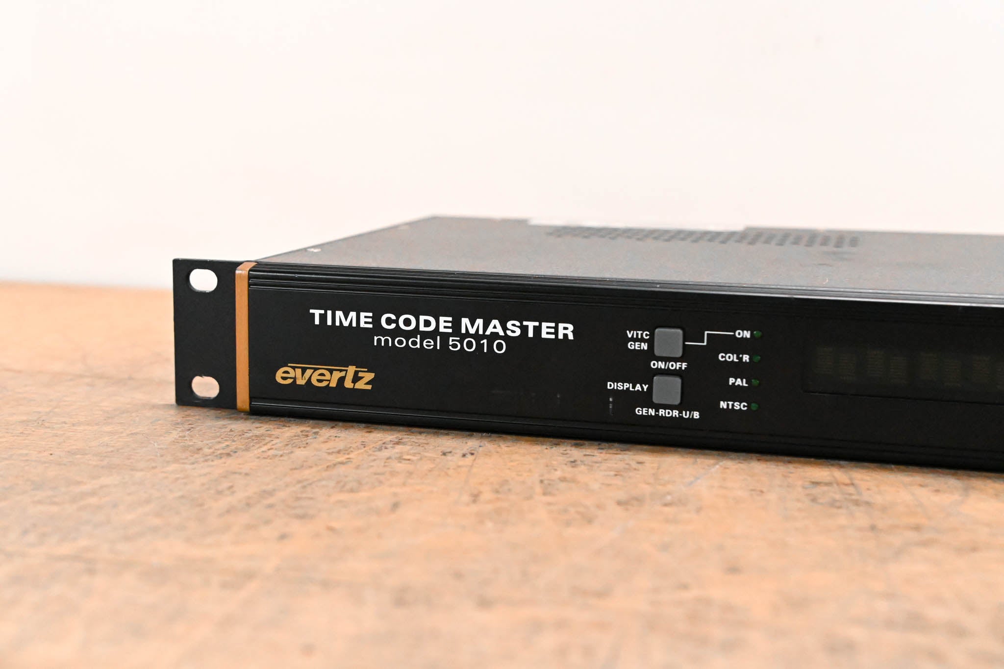 Evertz 5010 Timecode Generator
