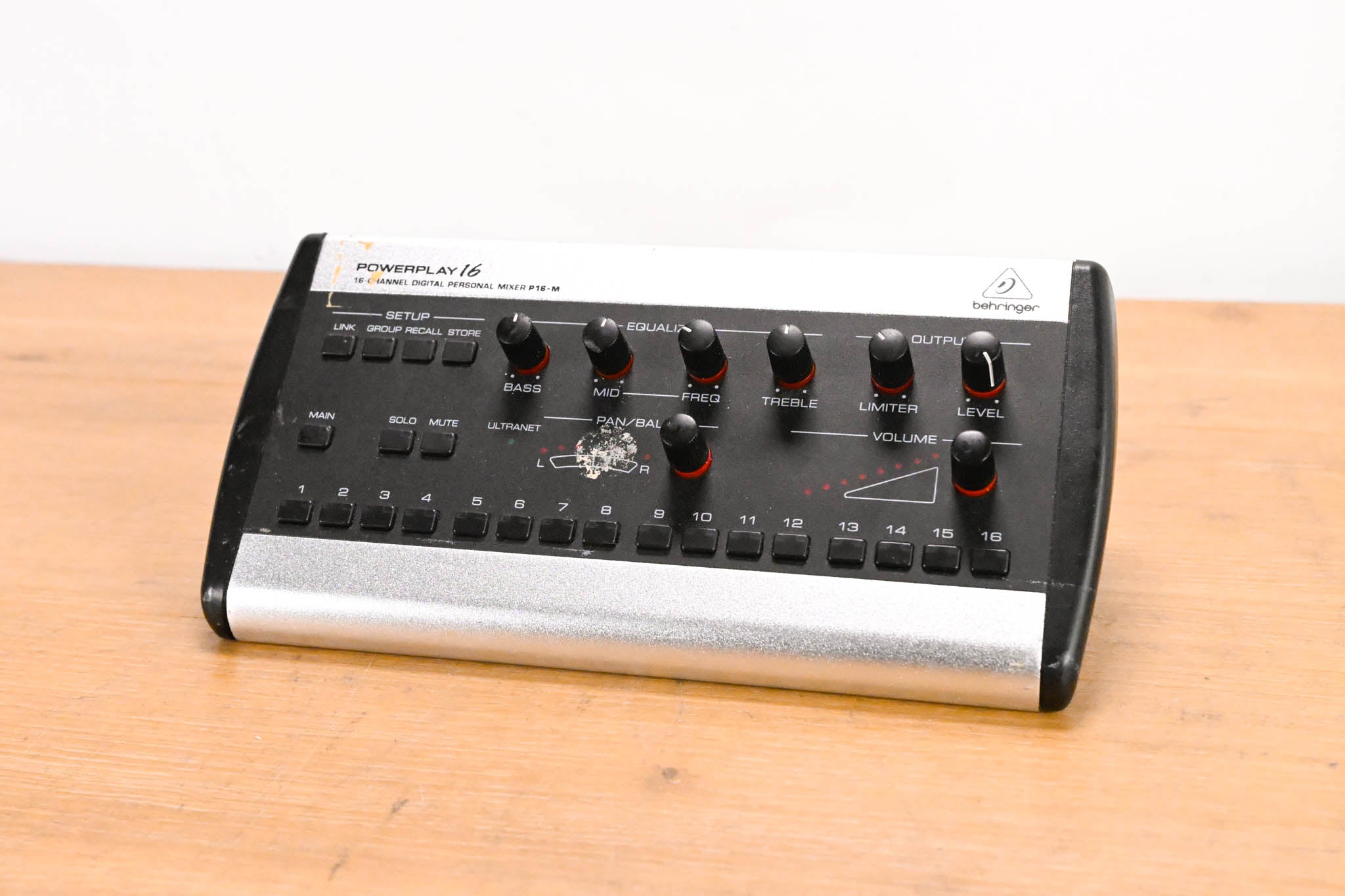 Behringer Powerplay P16-M 16-Channel Digital Personal Mixer