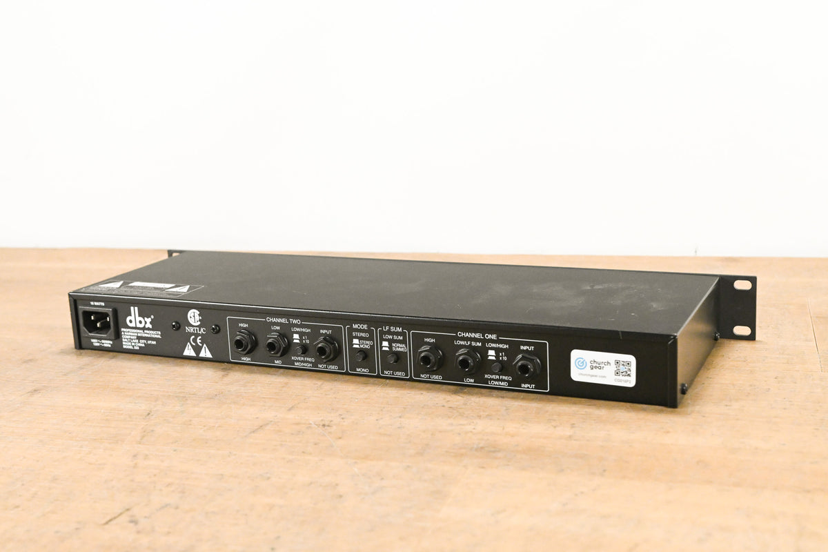 dbx 223 Stereo 2-Way / Mono 3-Way Crossover
