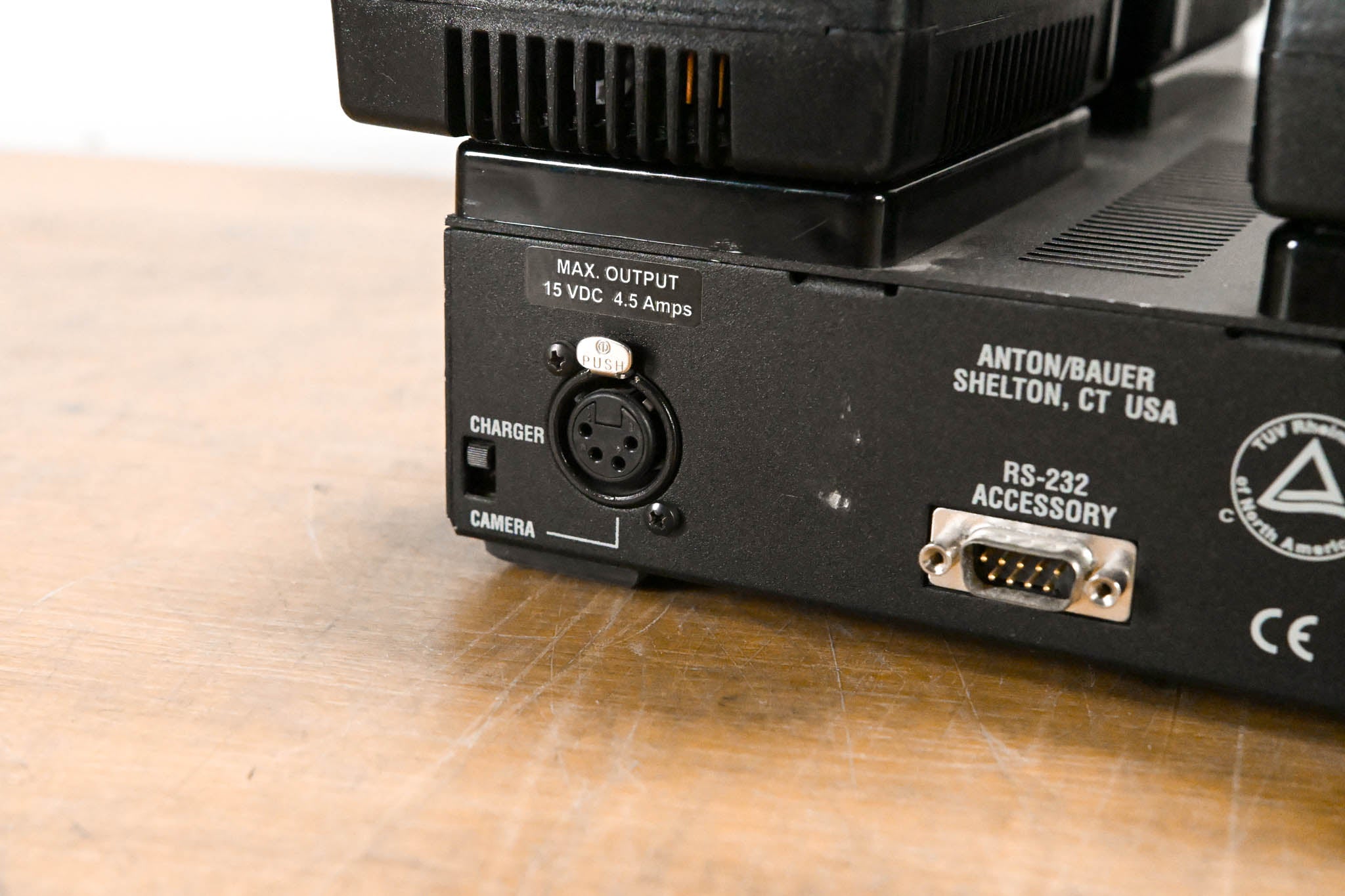 Anton Bauer Q-2702 QUAD PowerCharger w/ 2x Tandem PSU