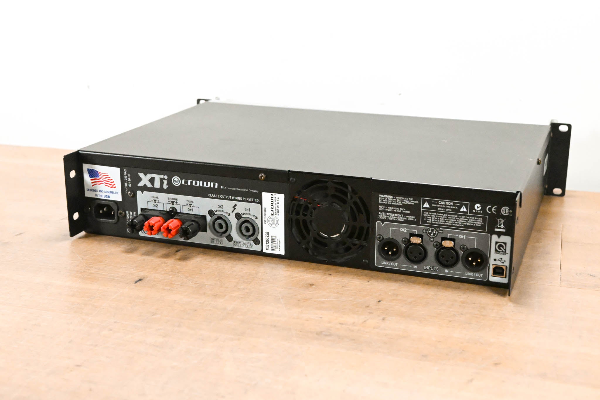 Crown XTi 2000 2-Channel Power Amplifier with DSP
