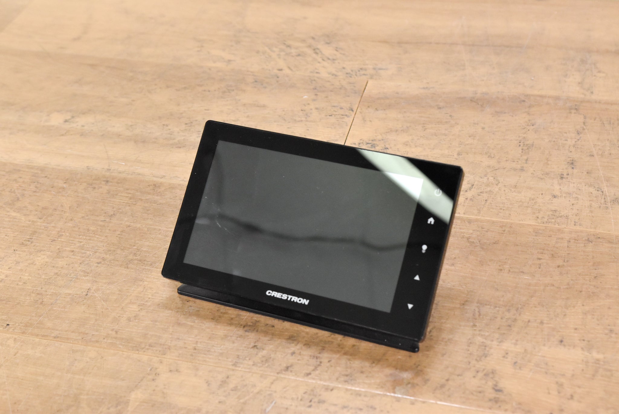 Crestron TSW-752-B-S 7-inch Touch Screen