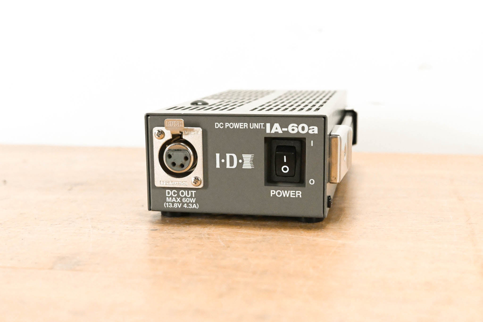 IDX System Technology IA-60a Single-Channel DC Power Supply