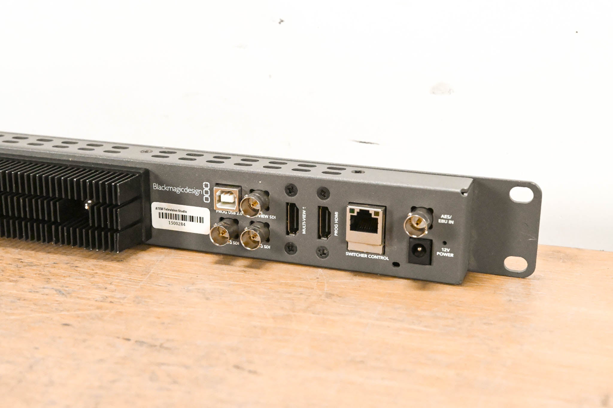Blackmagic Design ATEM Television Studio (NO POWER SUPPLY)