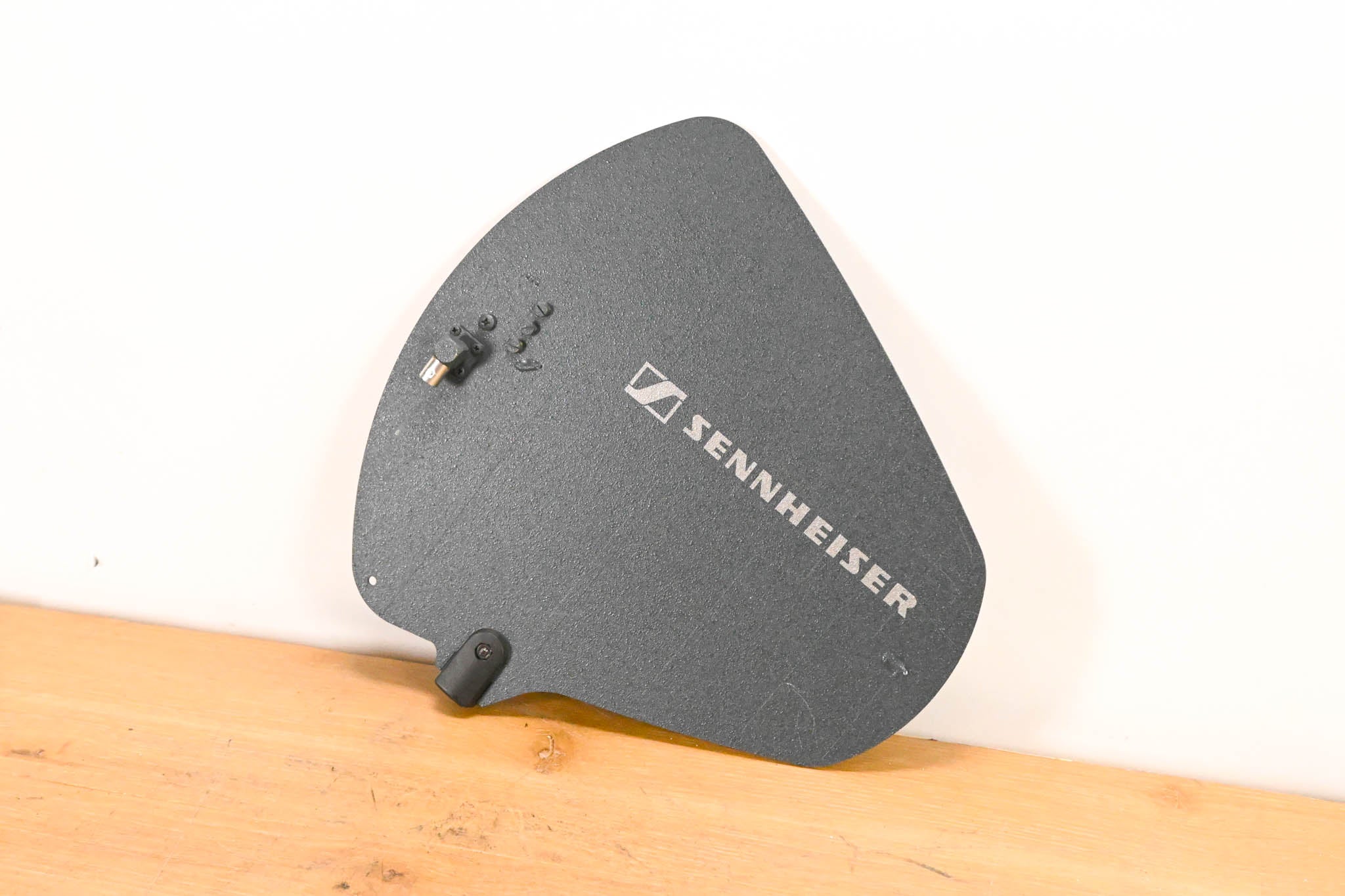 Sennheiser A12AD-UHF Active Antenna 584-608 MHz