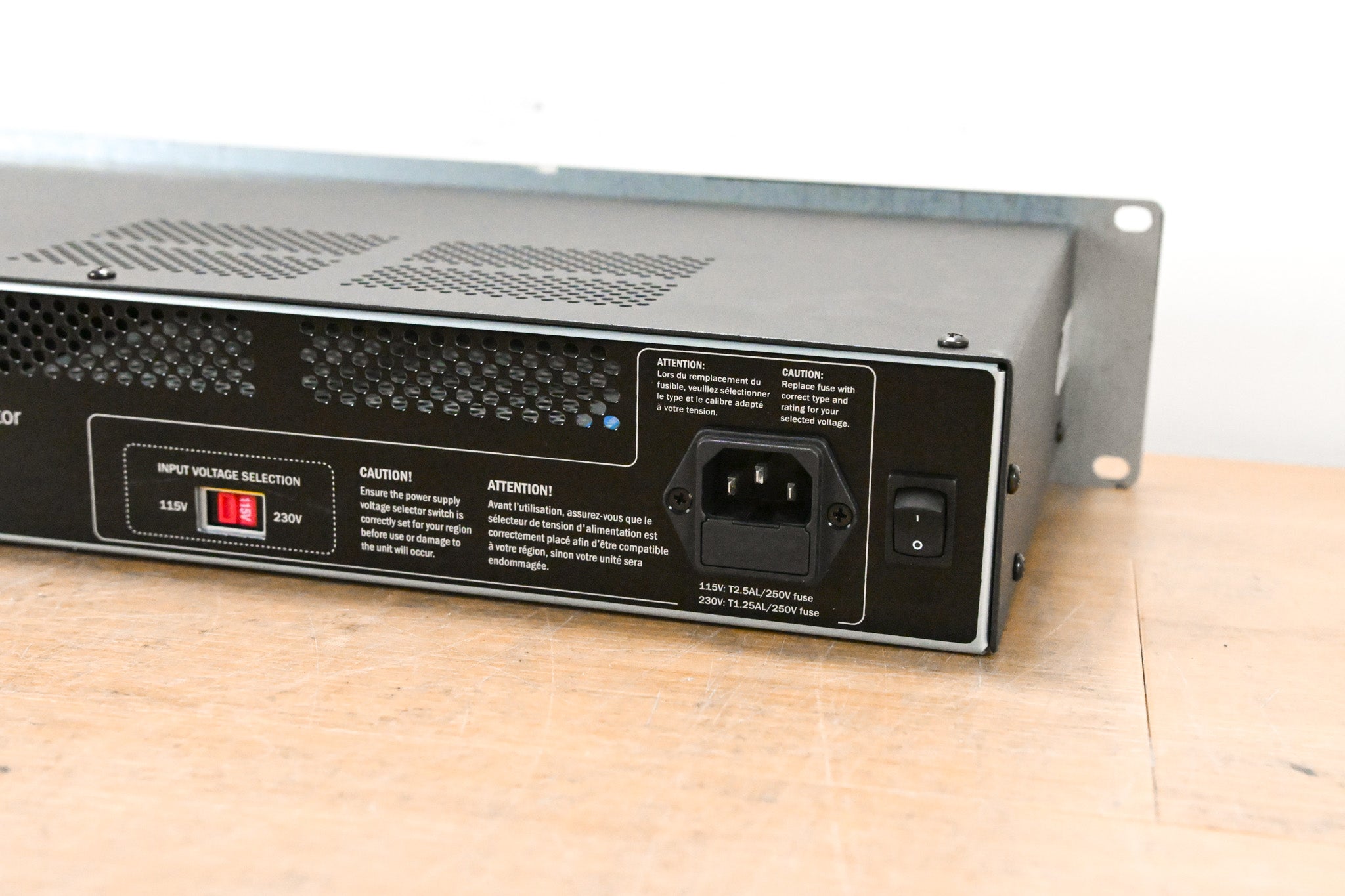 Aviom D400-Dante A-Net Distributor with Dante Connectivity