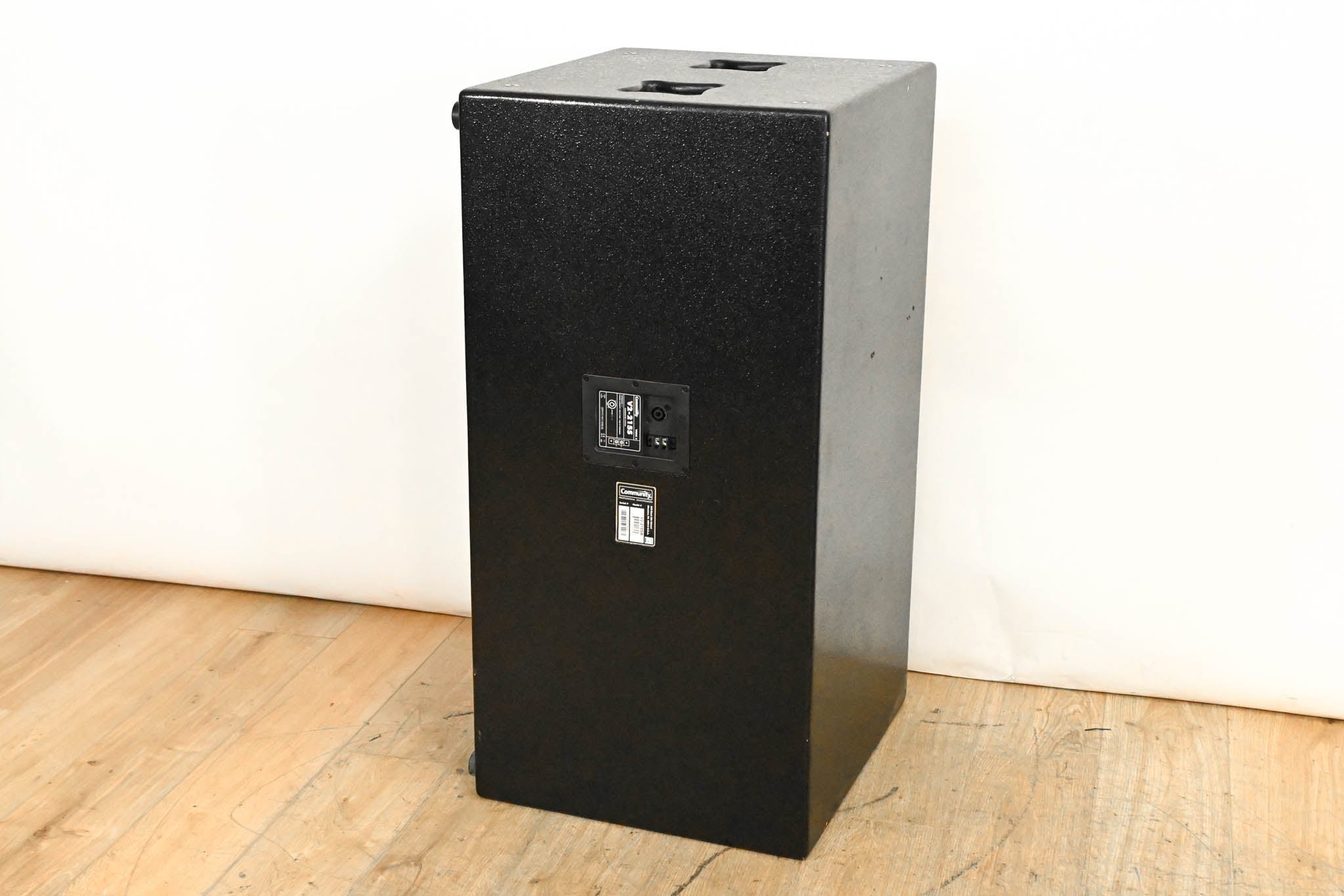 Community V2-215S Dual 15" Subwoofer System