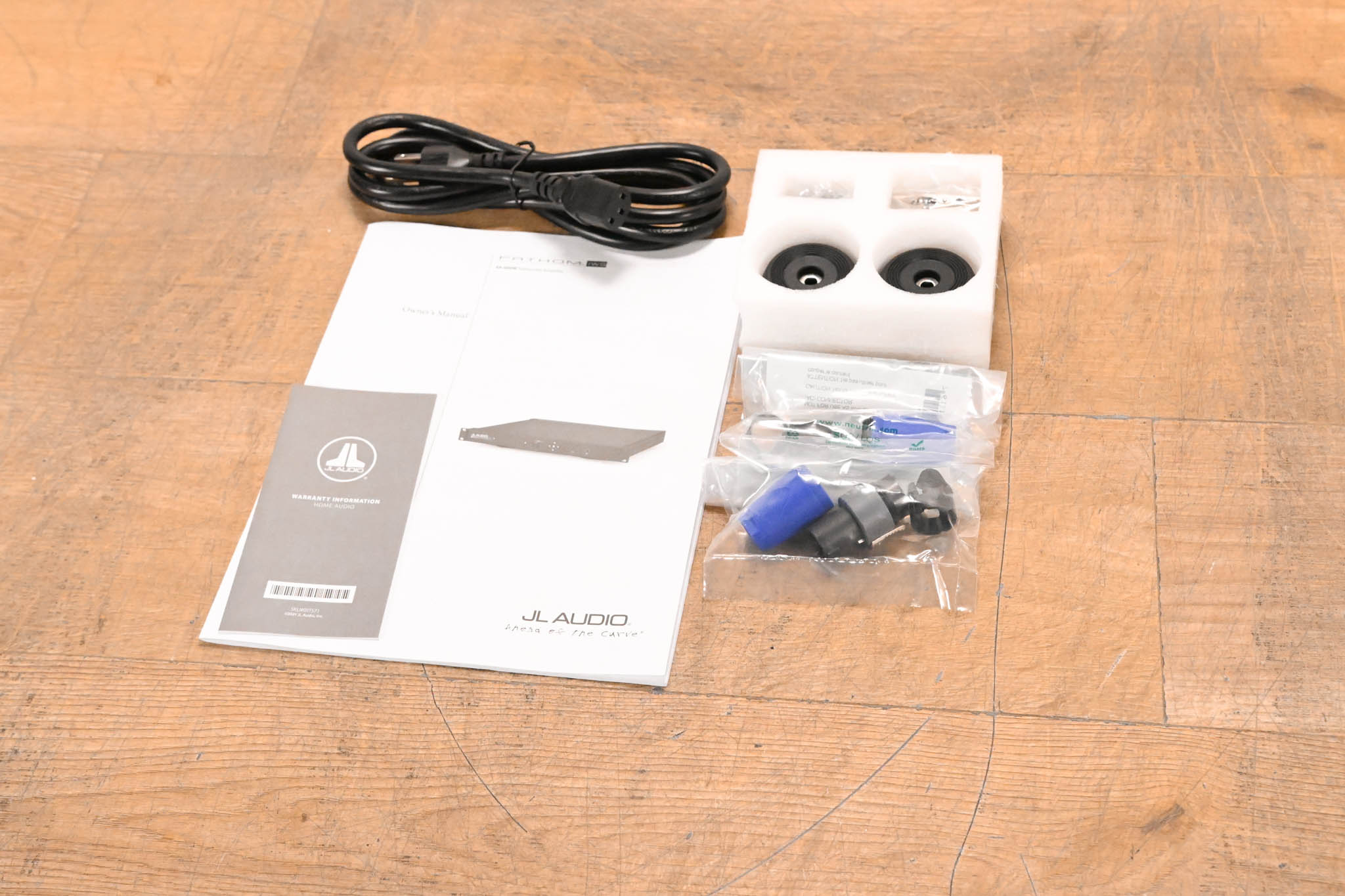 JL Audio Fathom SA-600W Subwoofer Amplifer/Processor