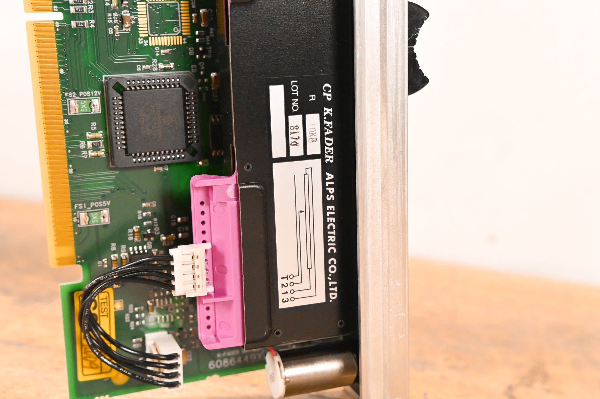 Solid State Logic C300 HD Motorized Fader Module – ALPS K-Fader Assembly