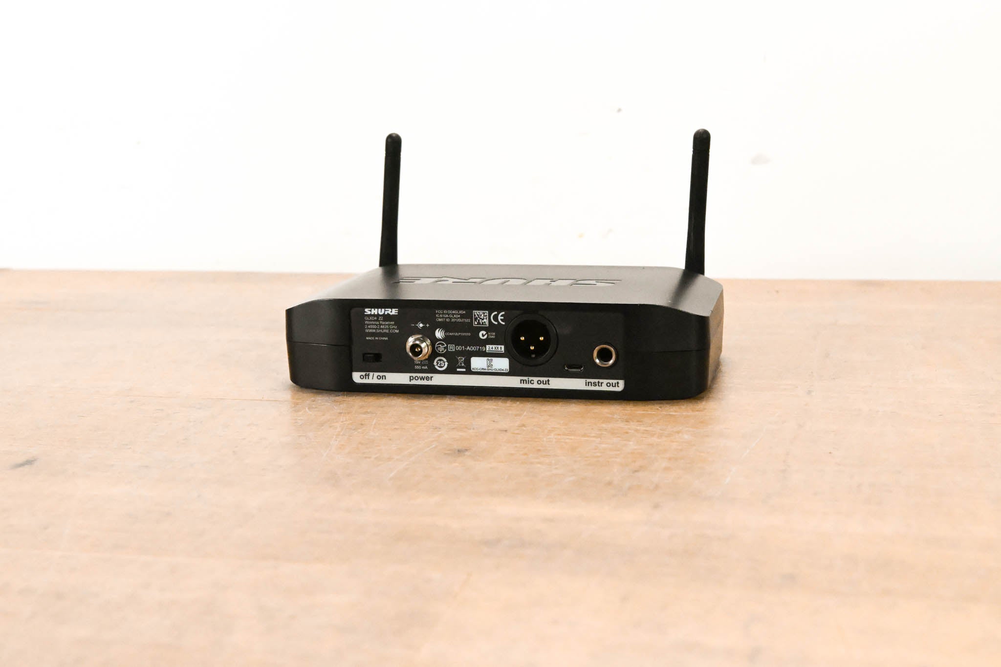 Shure GLXD14-Z2 Digital Wireless Guitar System (2.4 GHz) NO POWER SUPPLY