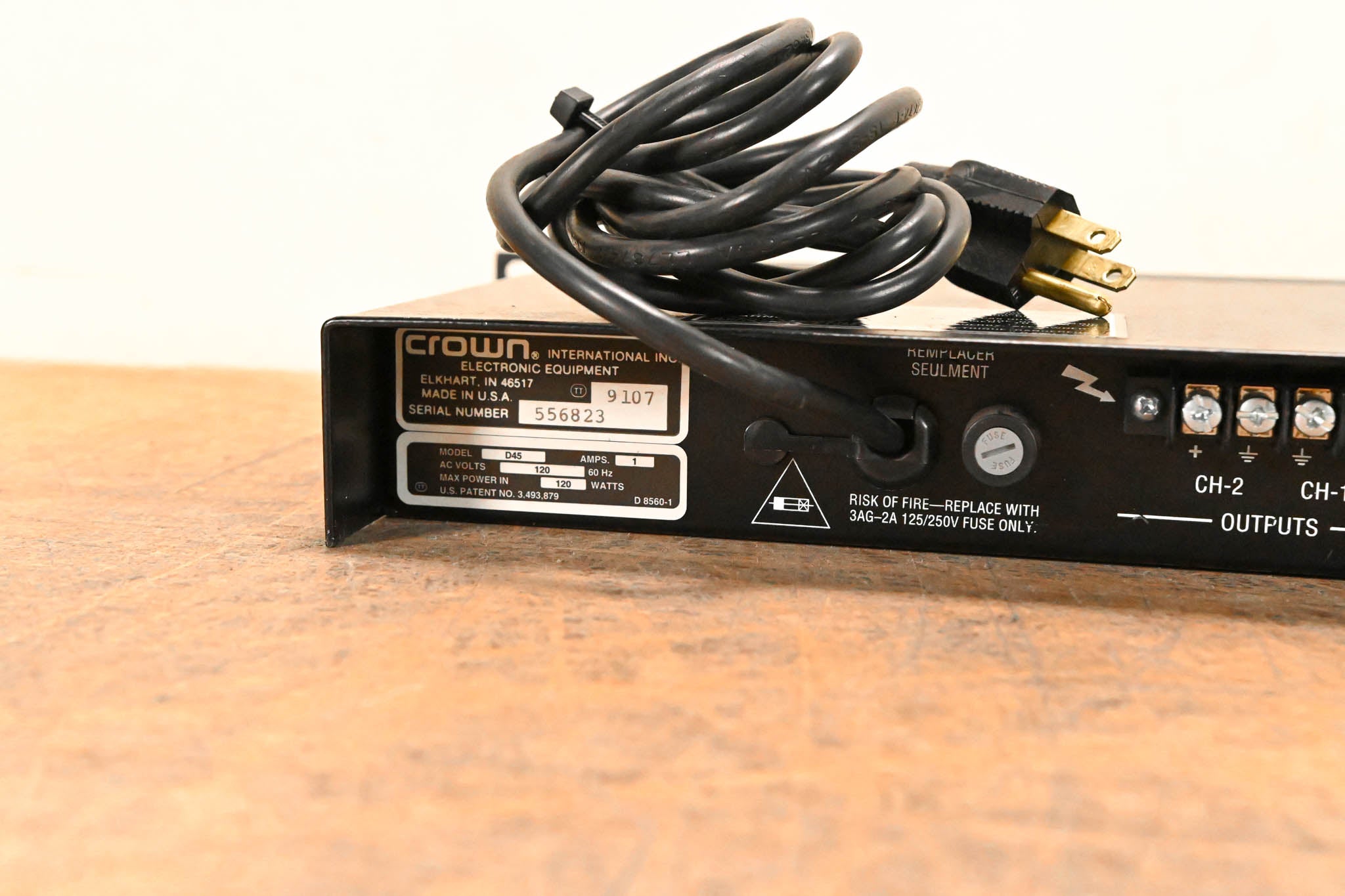 Crown D-45 Two-Channel, 35W Power Amplifier