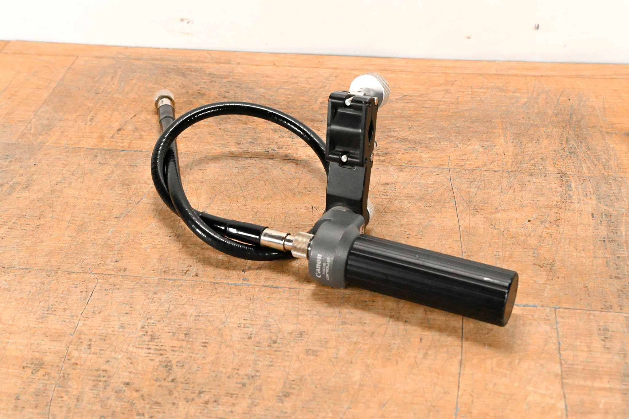 Canon FFC-200 Focus Manual Controller with CR-10 Clamper
