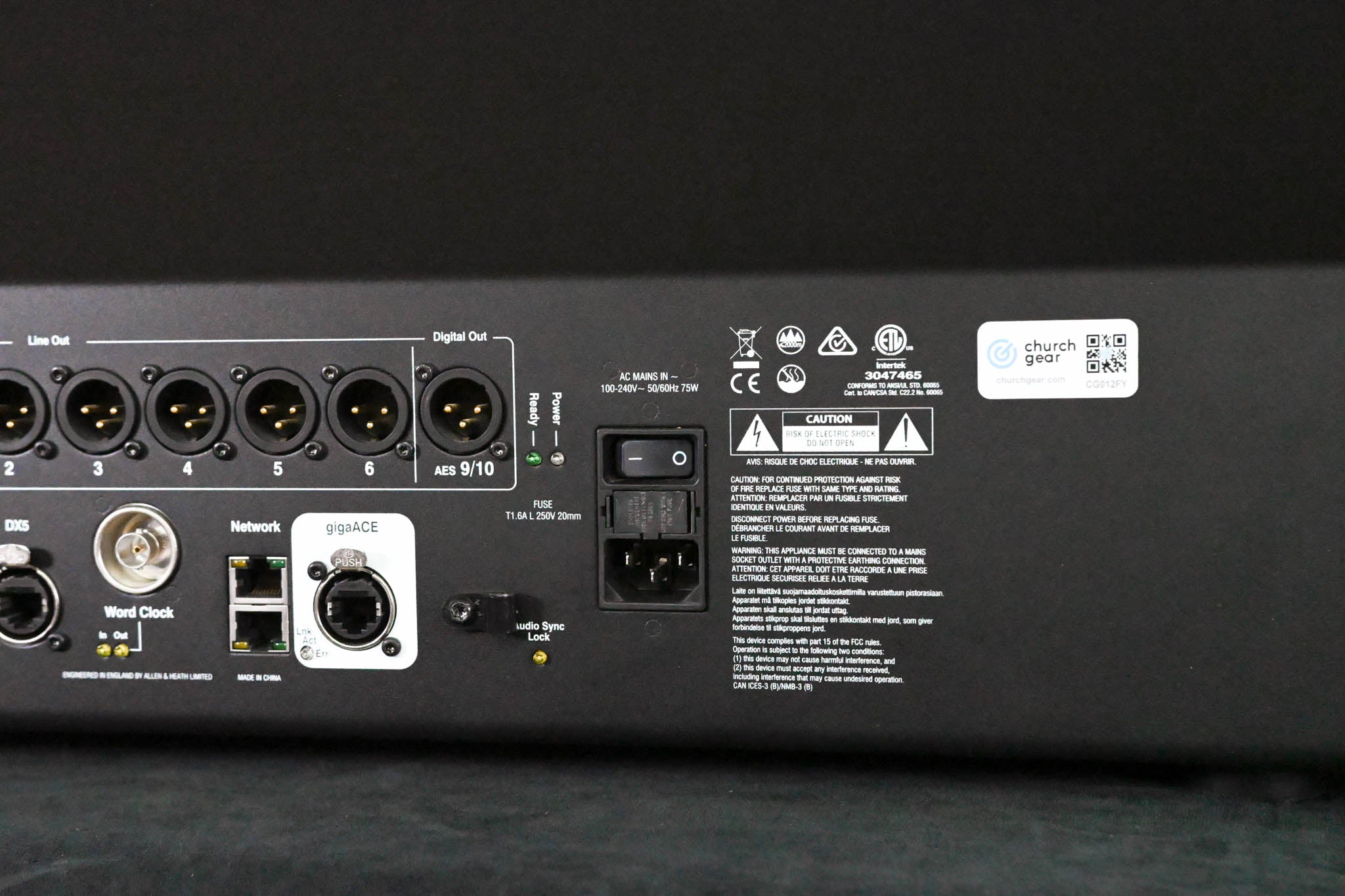 Allen & Heath dLive C3500 Control Surface w/ CDM48 48-in/24-out MixRack