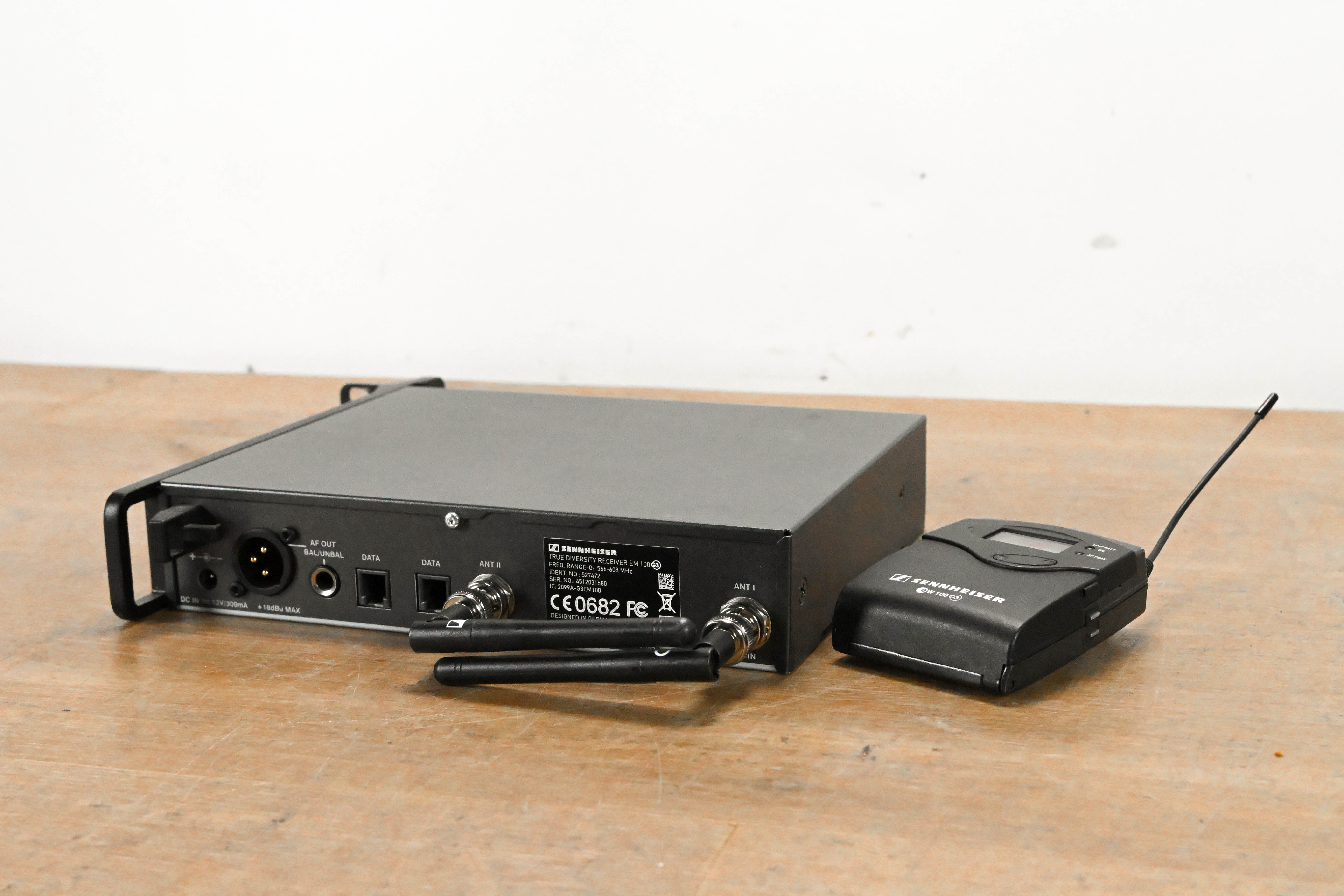 Sennheiser ew 100 G3 Bodypack Wireless System 566-608MHz NO POWER SUPPLY