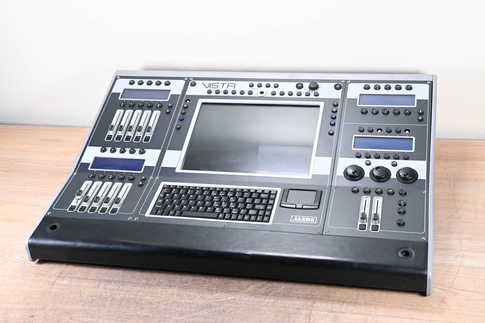 Jands Vista T2 Lighting Console