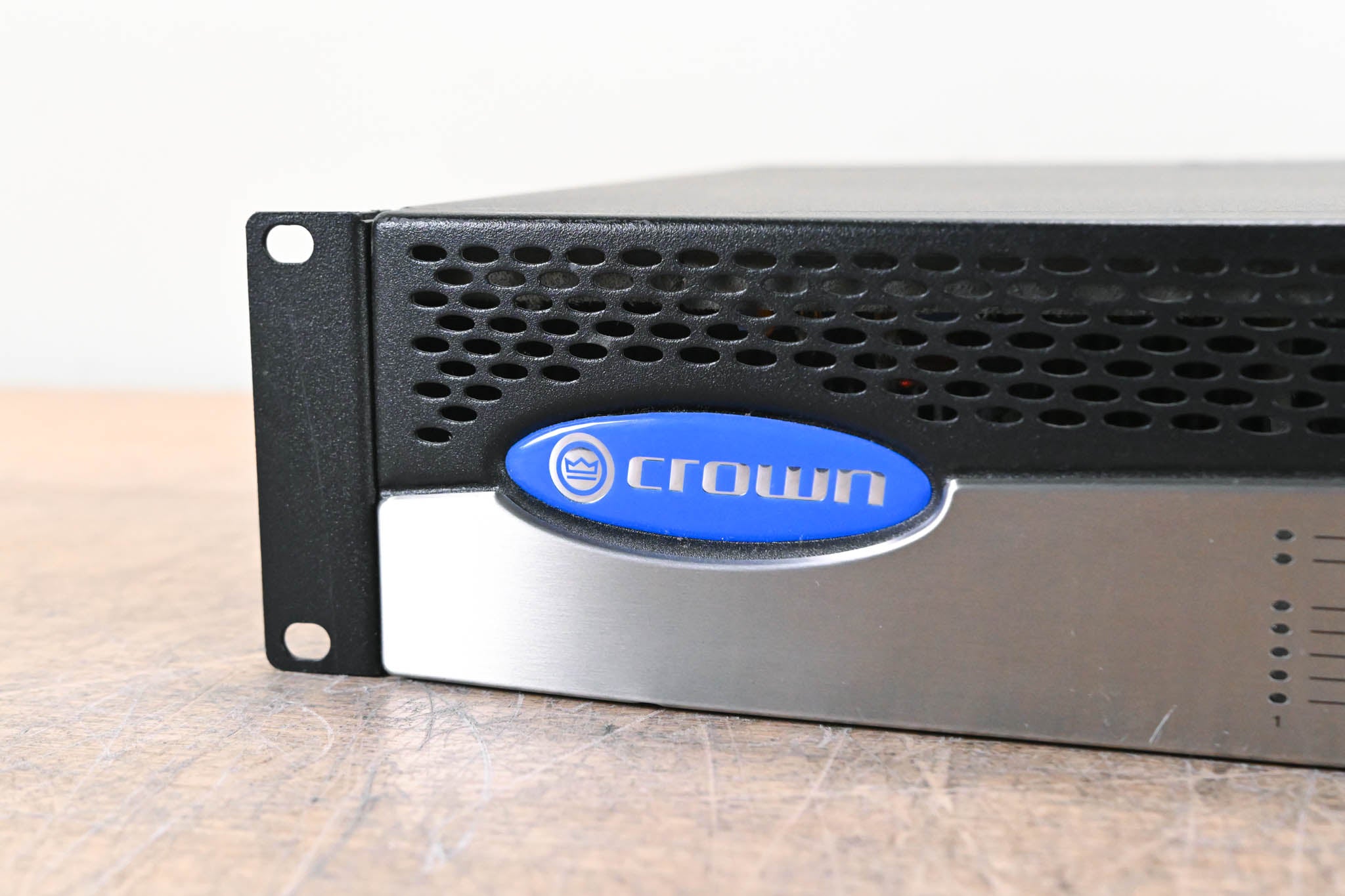 Crown CTs 600 2-Channel Power Amplifier