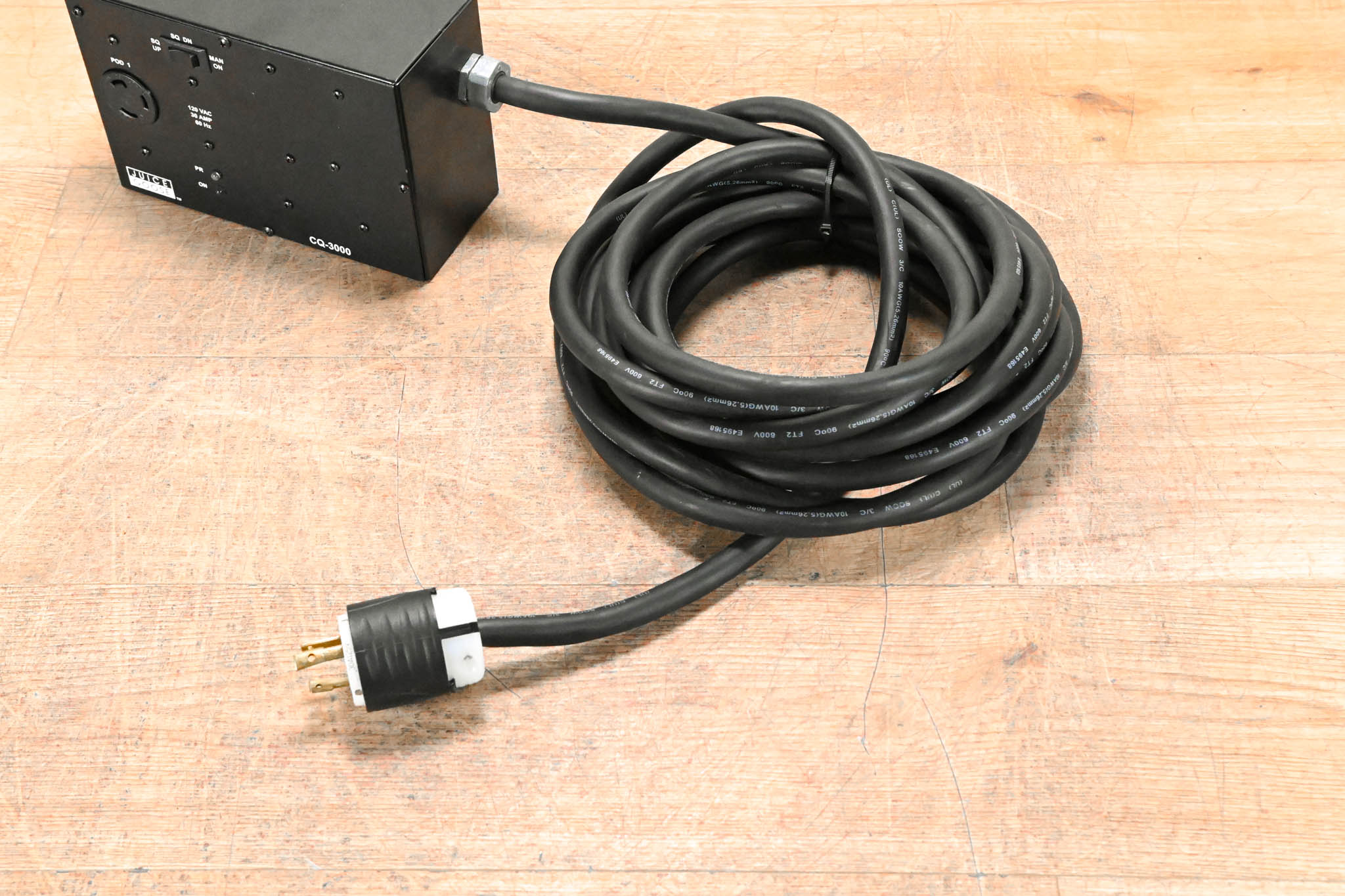 Juice Goose CQ-3000 30 Amp Power Distribution System