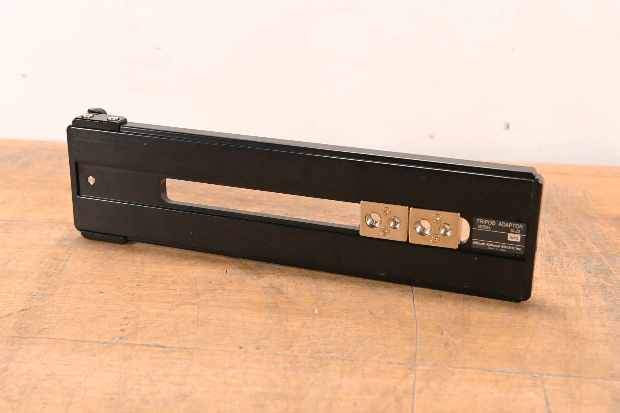 Hitachi TA-Z3 Tripod Quick Release Adapter